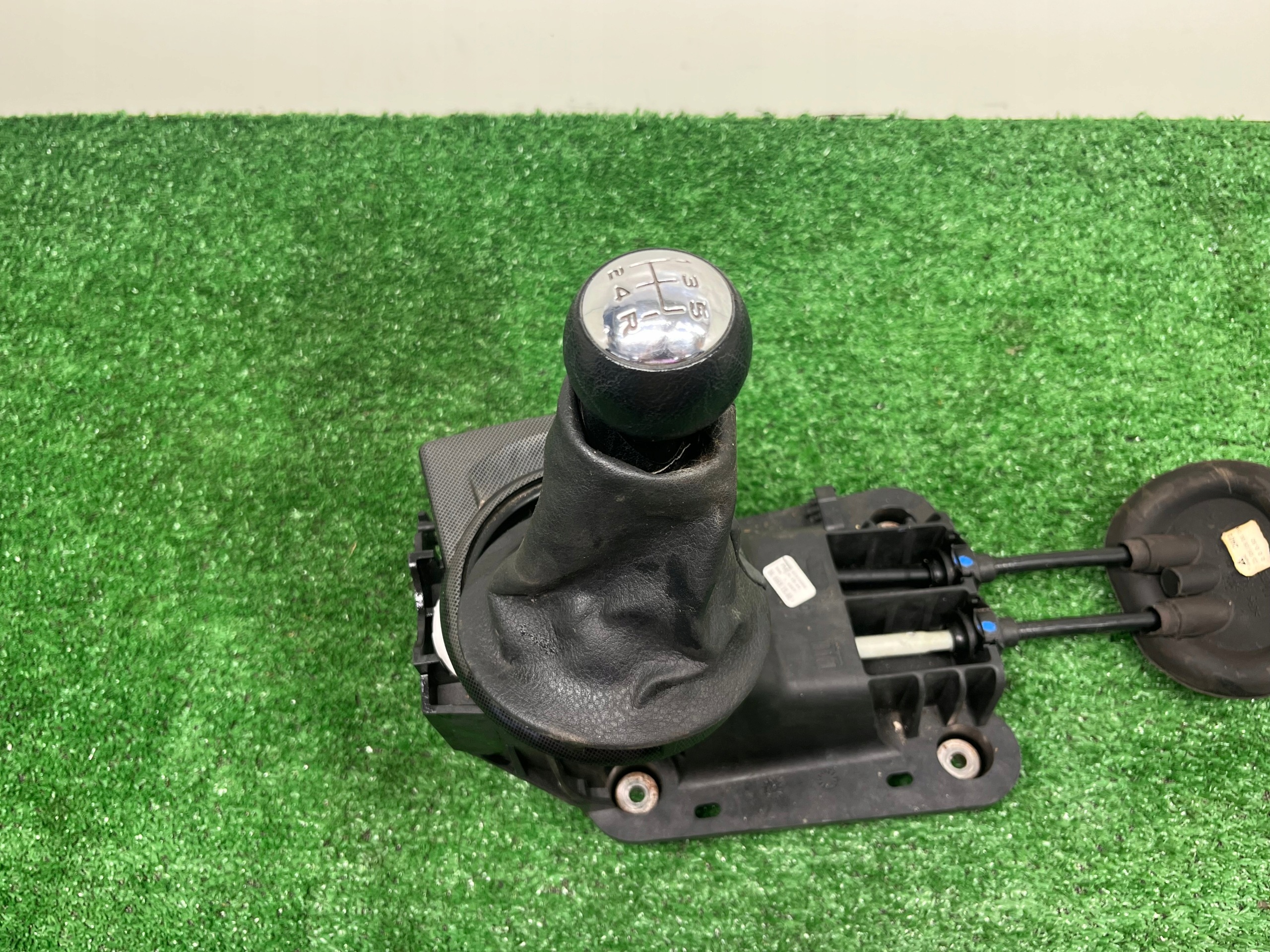 trim changes of the gear CITROEN C4 9688691580