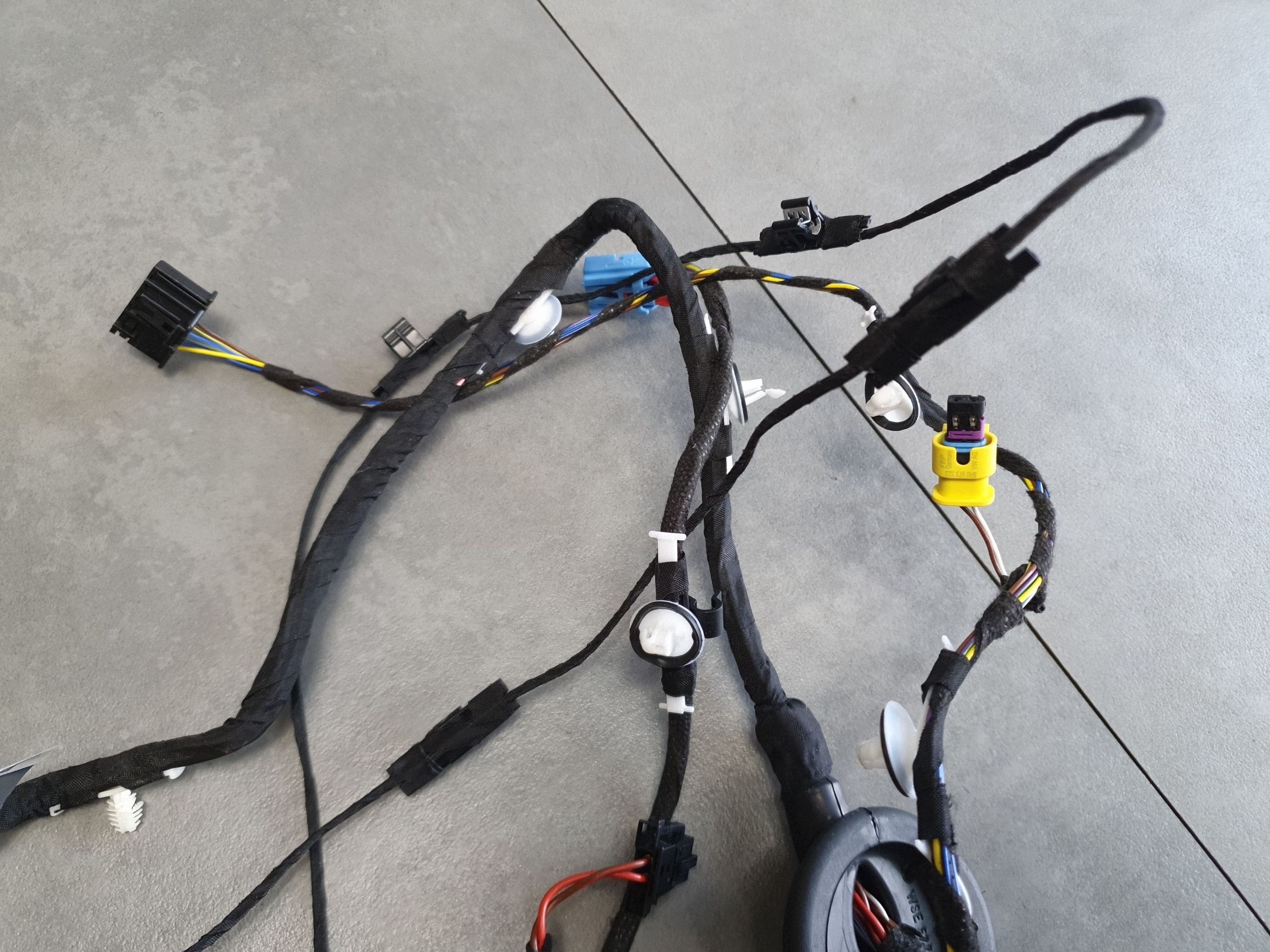 Audi A3 8Y bundle door front przednich 8Y1971030AC