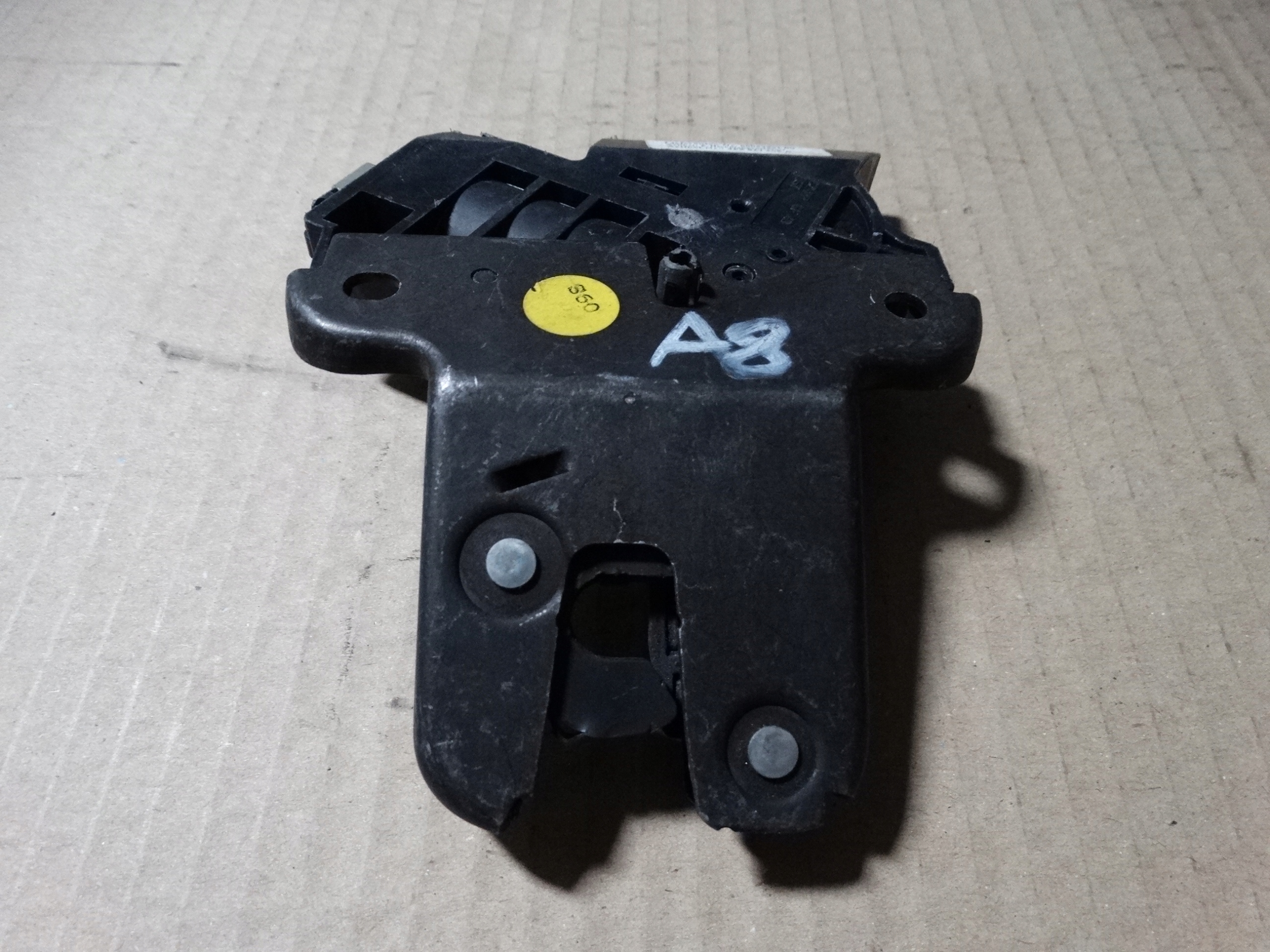 IDEALNY lock bonnet boot AUDI A4 Q7 A6 C6 1