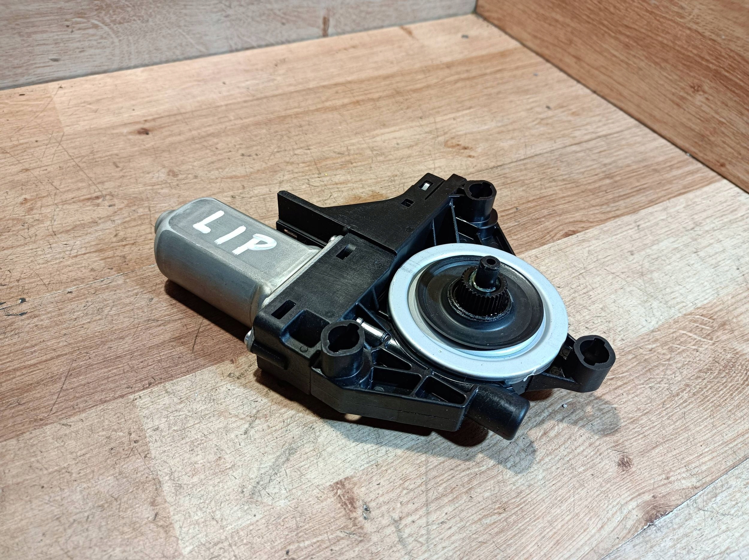 mini motor windows door przednich left Volvo V40 d2