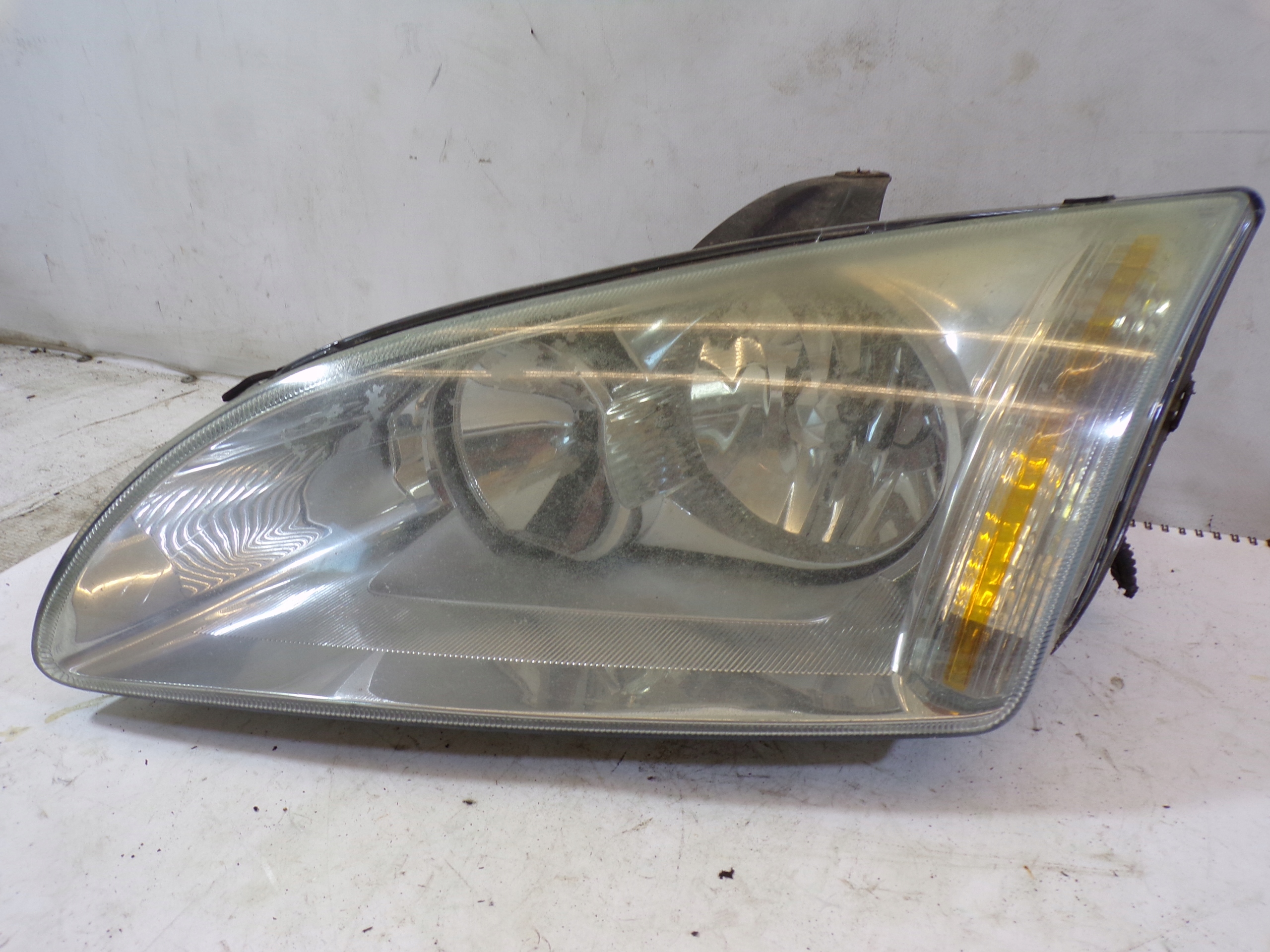 light front front left FORD FOCUS 2 II (1) (K1)