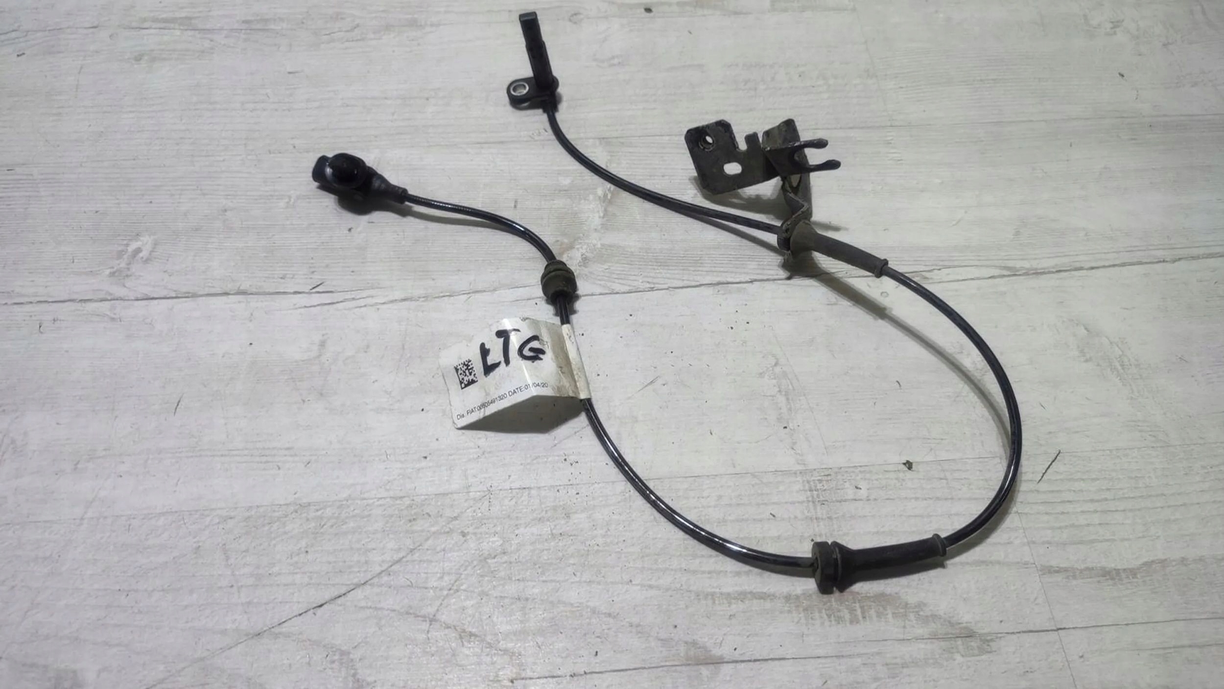 Alfa Romeo Giulia 2021 rear part side left sensor ABS