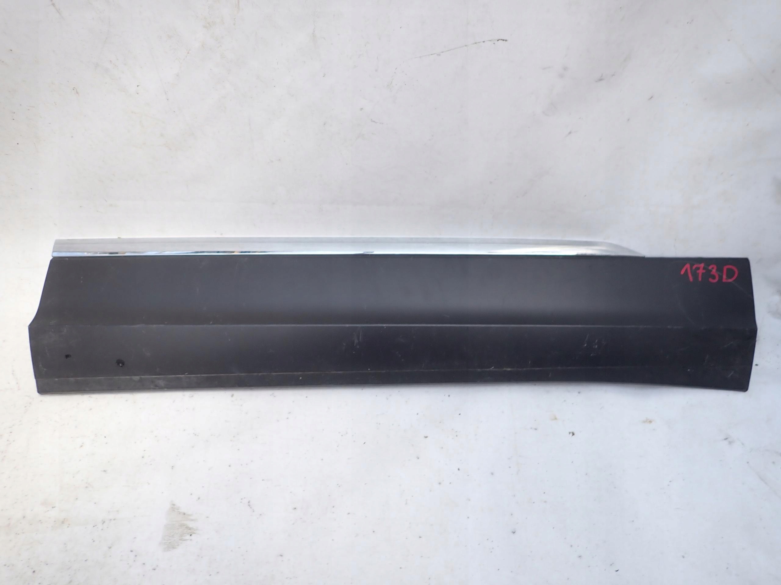 VW TIGUAN II 5NA 16- moulding door right front