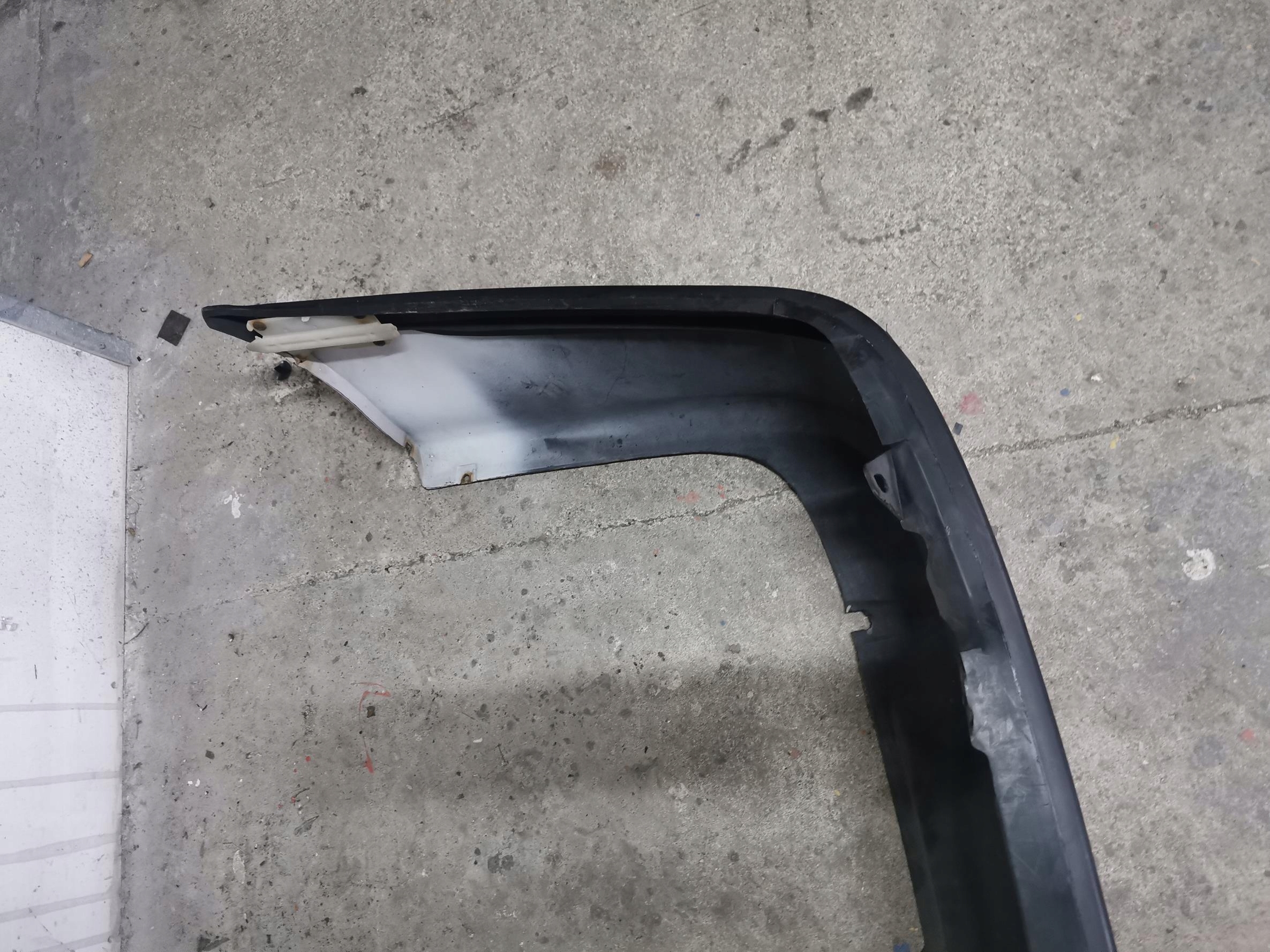 bumper complete rear SUZUKI SWIFT MK2 HB 71812-75C00