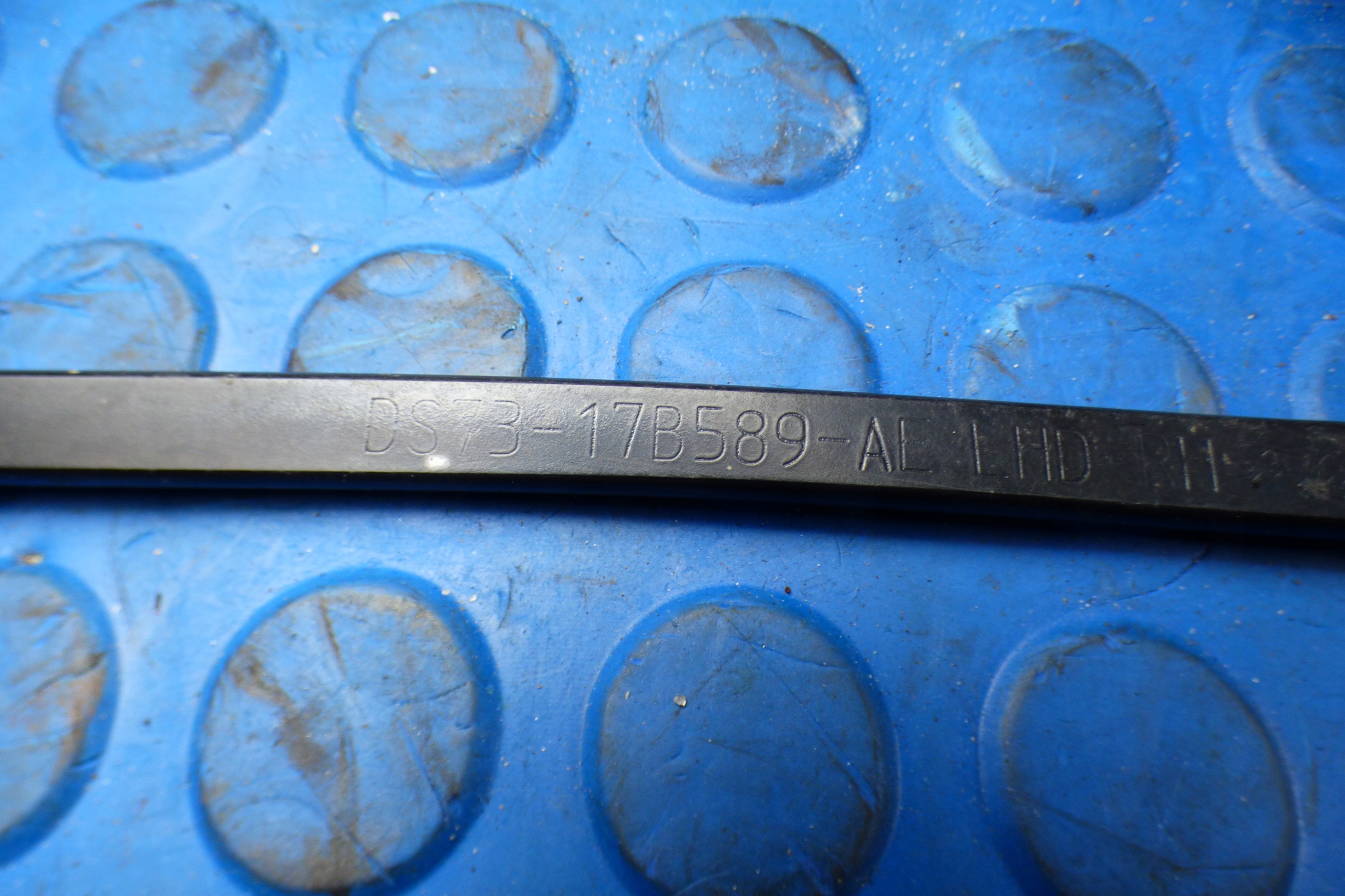 wiper arm right left EUROPA FORD MONDEO V MK5