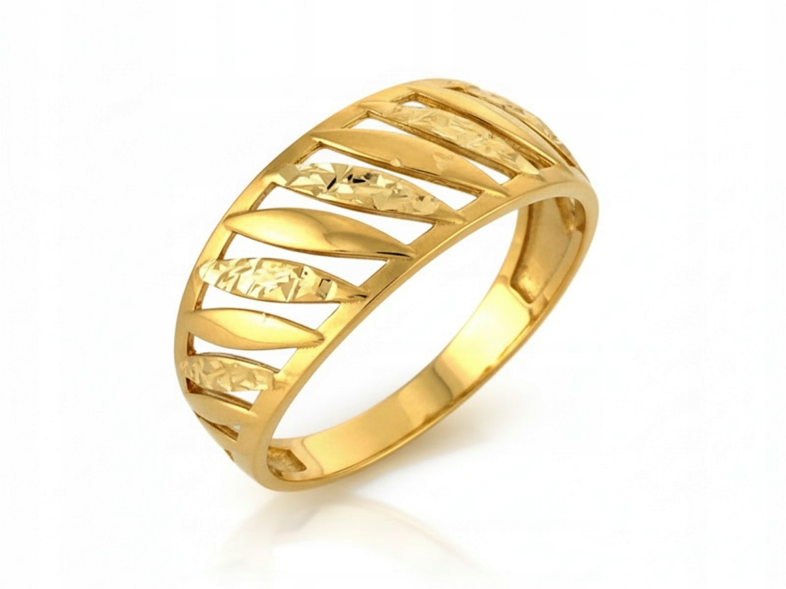 Zlatý Široký prstýnek 585 s Ažurem 24r Prstenový 2.96g na Valentýna