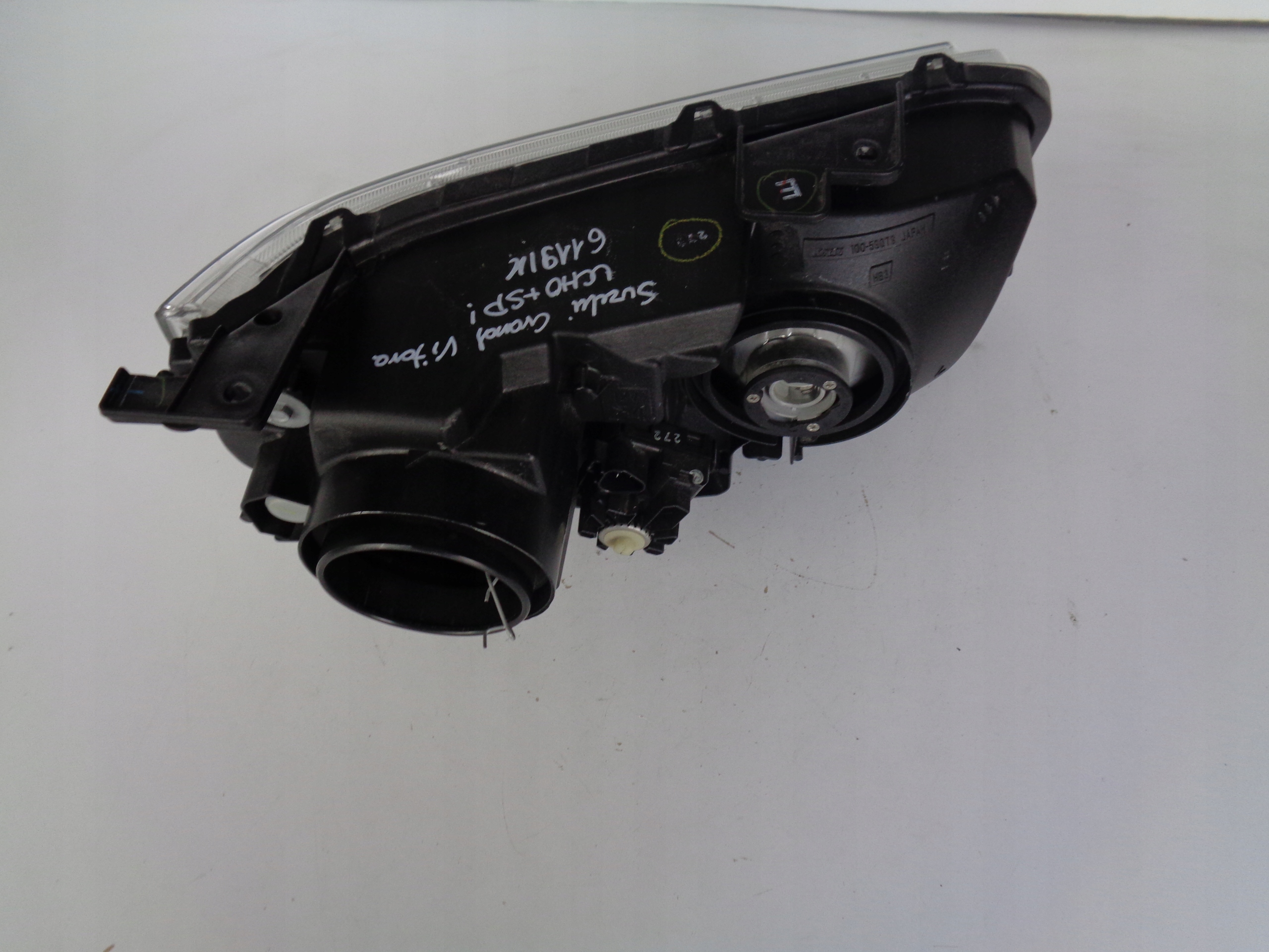 light left REFLEKTOR SUZUKI GRAND VITARA 05