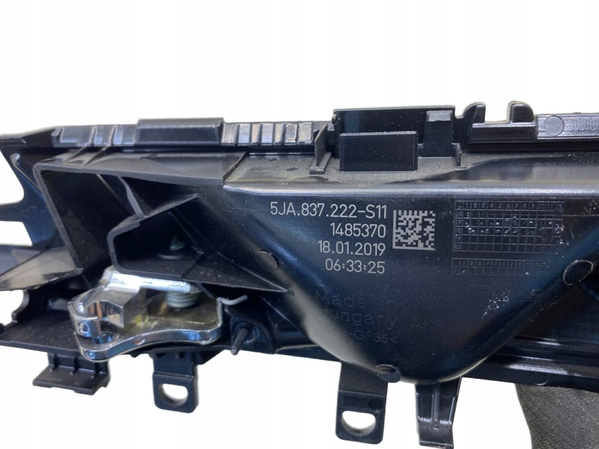 klika vnitřní pravý předek RAPID SPACEBACK 5JA837222