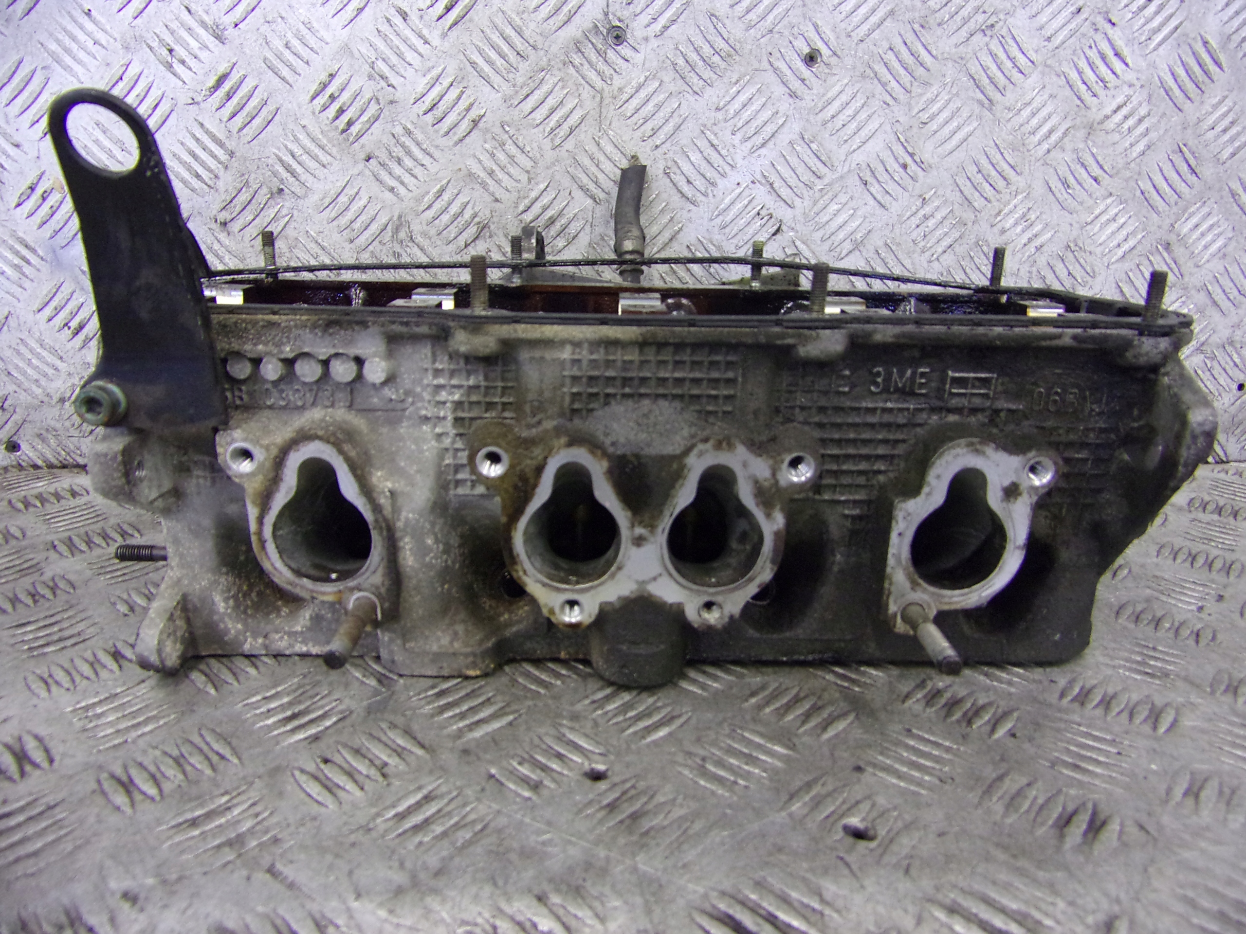TESTATA VOLKSWAGEN GOLF 4 06B103373J 1.6 SR