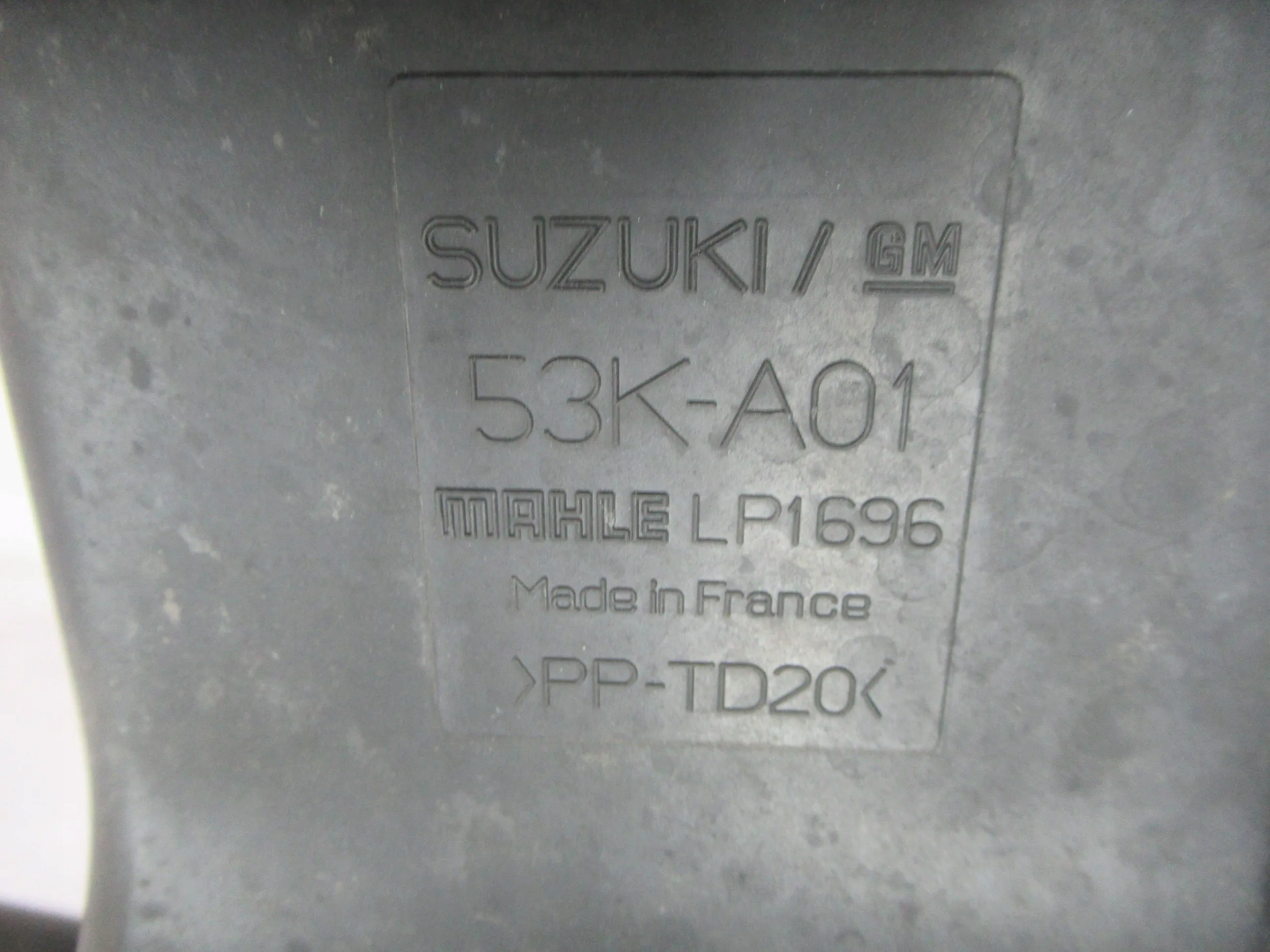GEHÄUSE FILTER LUFT SUZUKI SWIFT MK6 1.3 16V