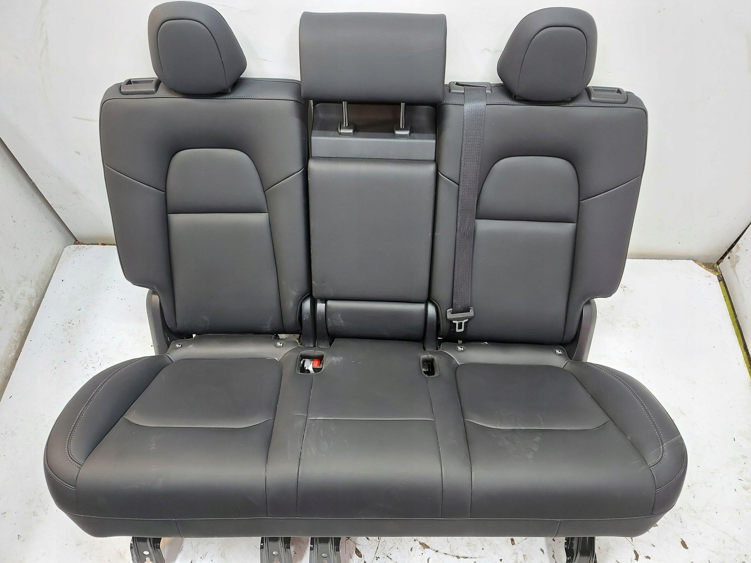 TESLA MODEL Y 2023r Sitz Sitz komplet