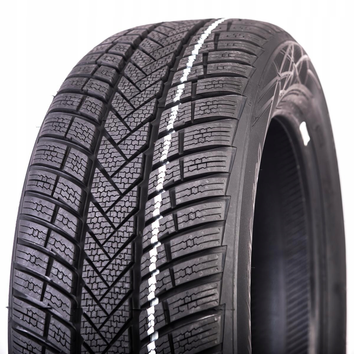 1x Zimní Pneumatika 205/65 R17 Vredestein Wintrac Pro