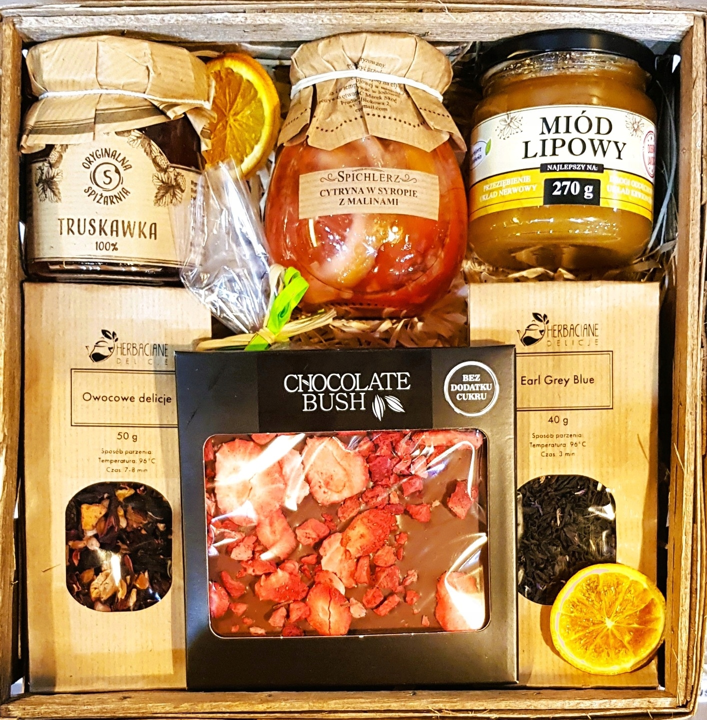 Levně Dárkový koš Dárek Med Čaj Srdce Džemy K Vánocům Narozeninám