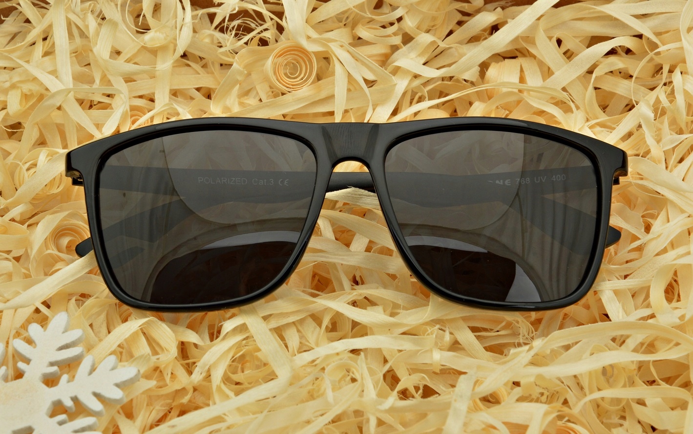 Okulary PRZECIWSŁONECZNE Nerd POLARYZACYJNE czarne Kolor soczewek szare i czarne