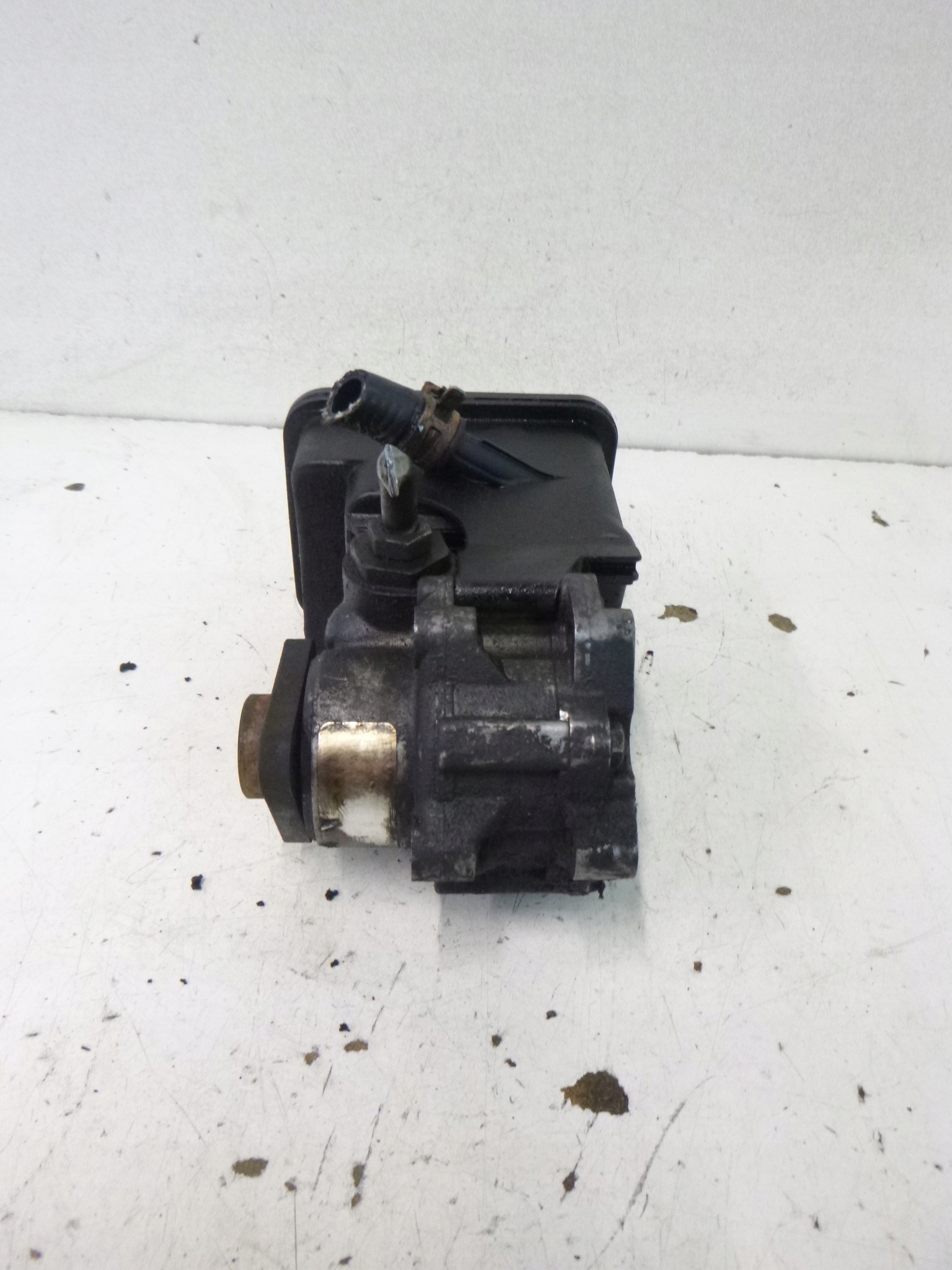 POMPE DIRECTION ASSISTÉE BMW E46 2.0D 1998