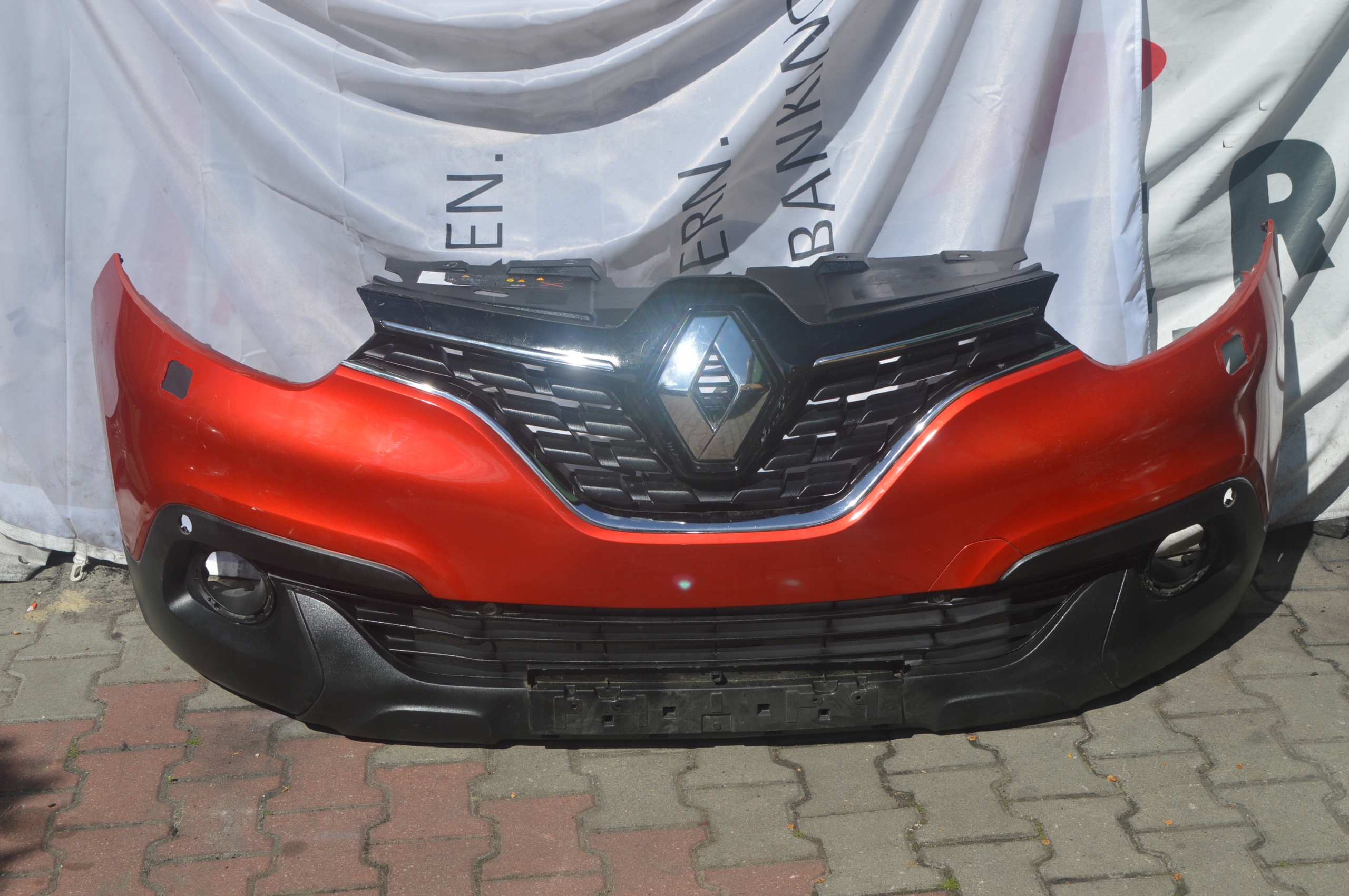 RENAULT KADJAR 2015 - ZDERZAK PRZÓD