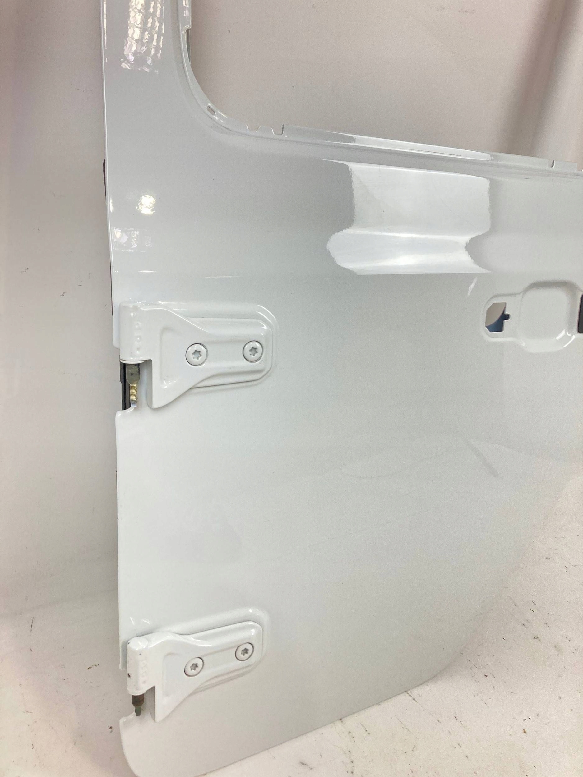 Jeep Wrangler JL door left rear. rear part 2018-26