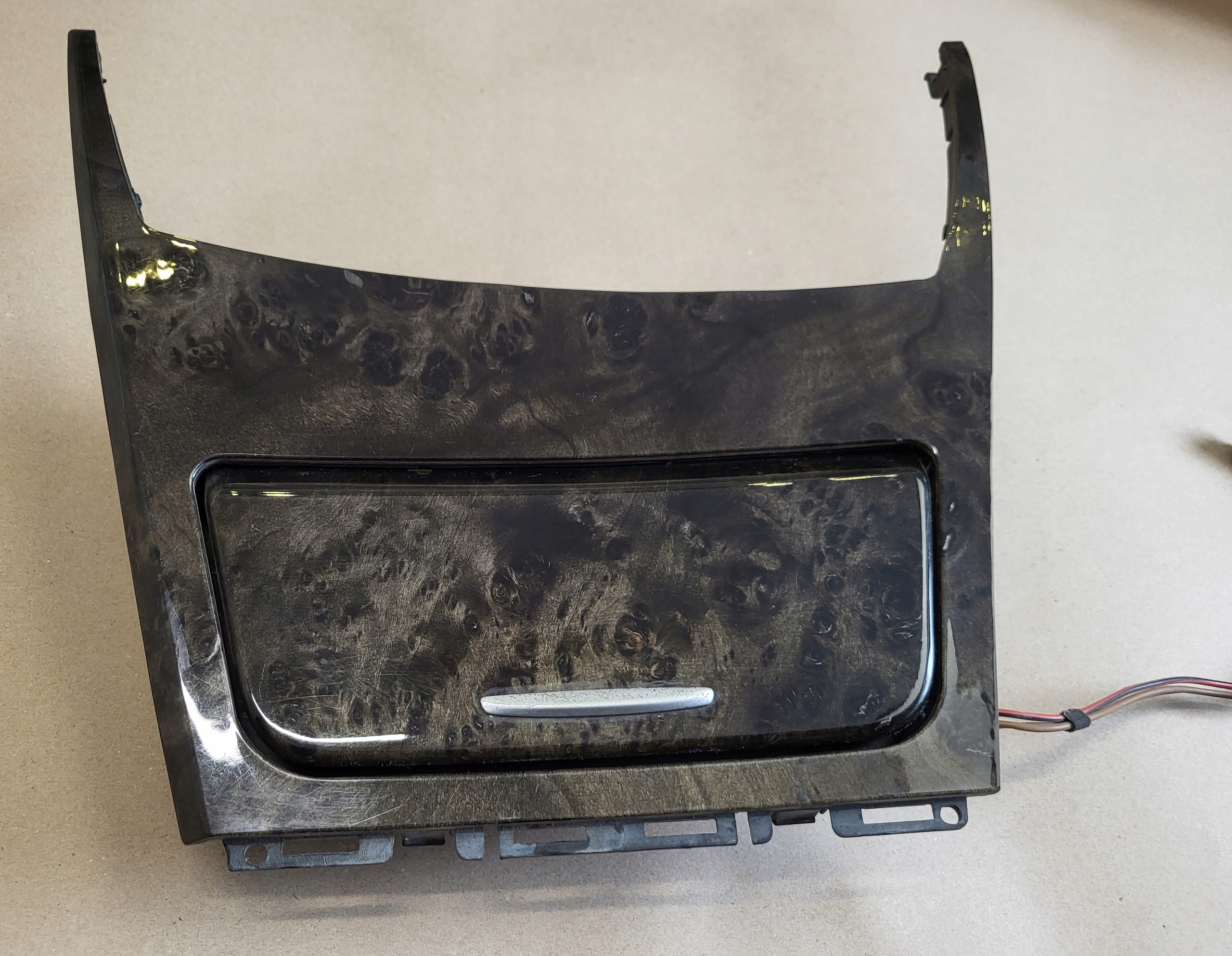 ashtray passenger compartment consoles of the dashboard front DEKOR TUNELU BMW 1 E81 E82 E88 OE