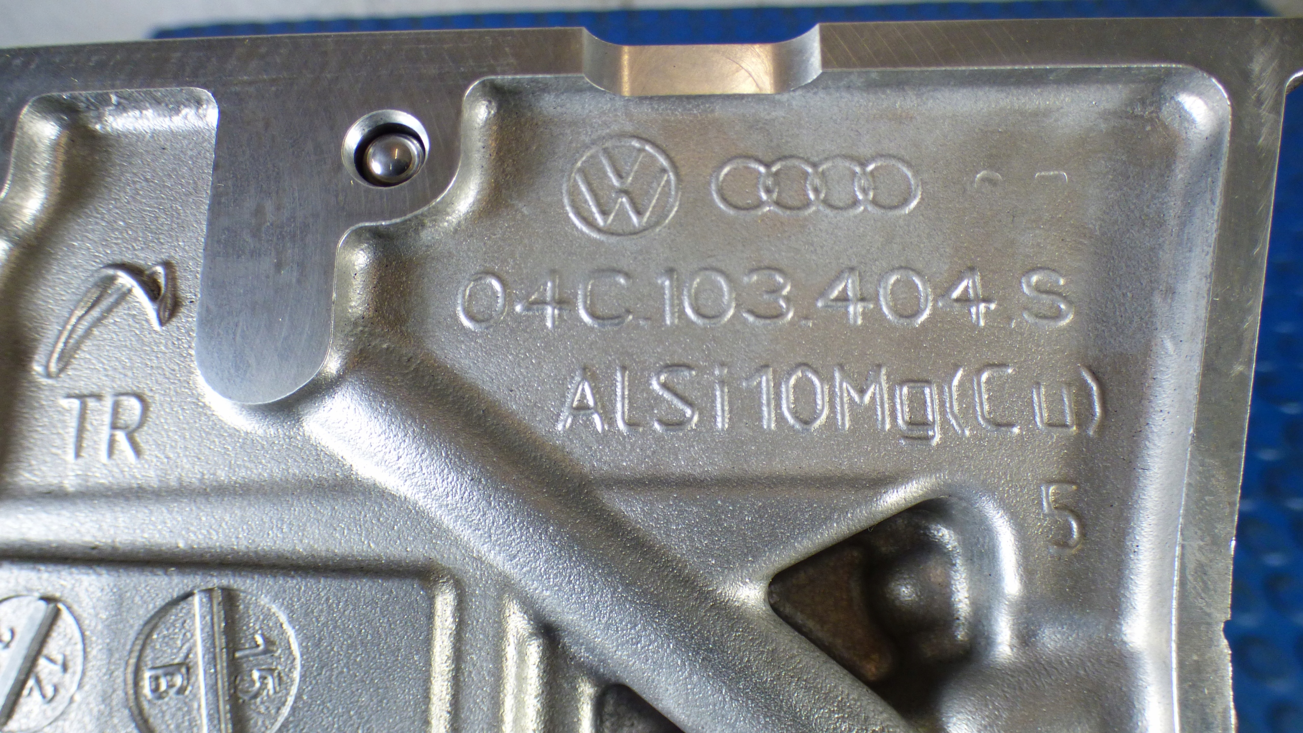 TESTATA Motore 04C103404S stBDB SKODA FABIA III 1.0 B