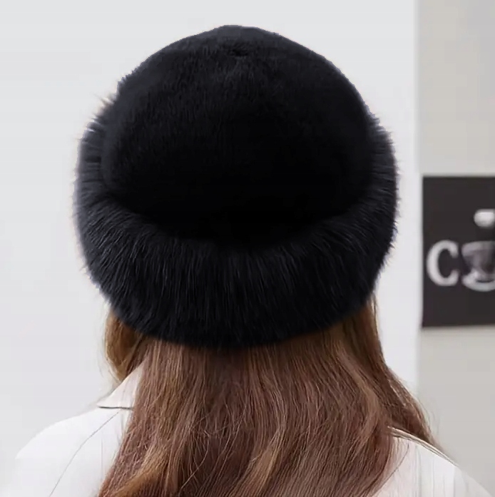 CZAPKA DAMSKA ZIMOWA STYLOWA MODNA ELEGANCKA CIEPŁA , SZTUCZNE FUTERKO Cd1 Rozmiar uniwersalny