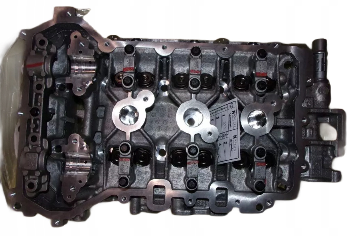 GŁOWICA SILNIKA CITROEN PEUGEOT 1.2VTI 1617304280