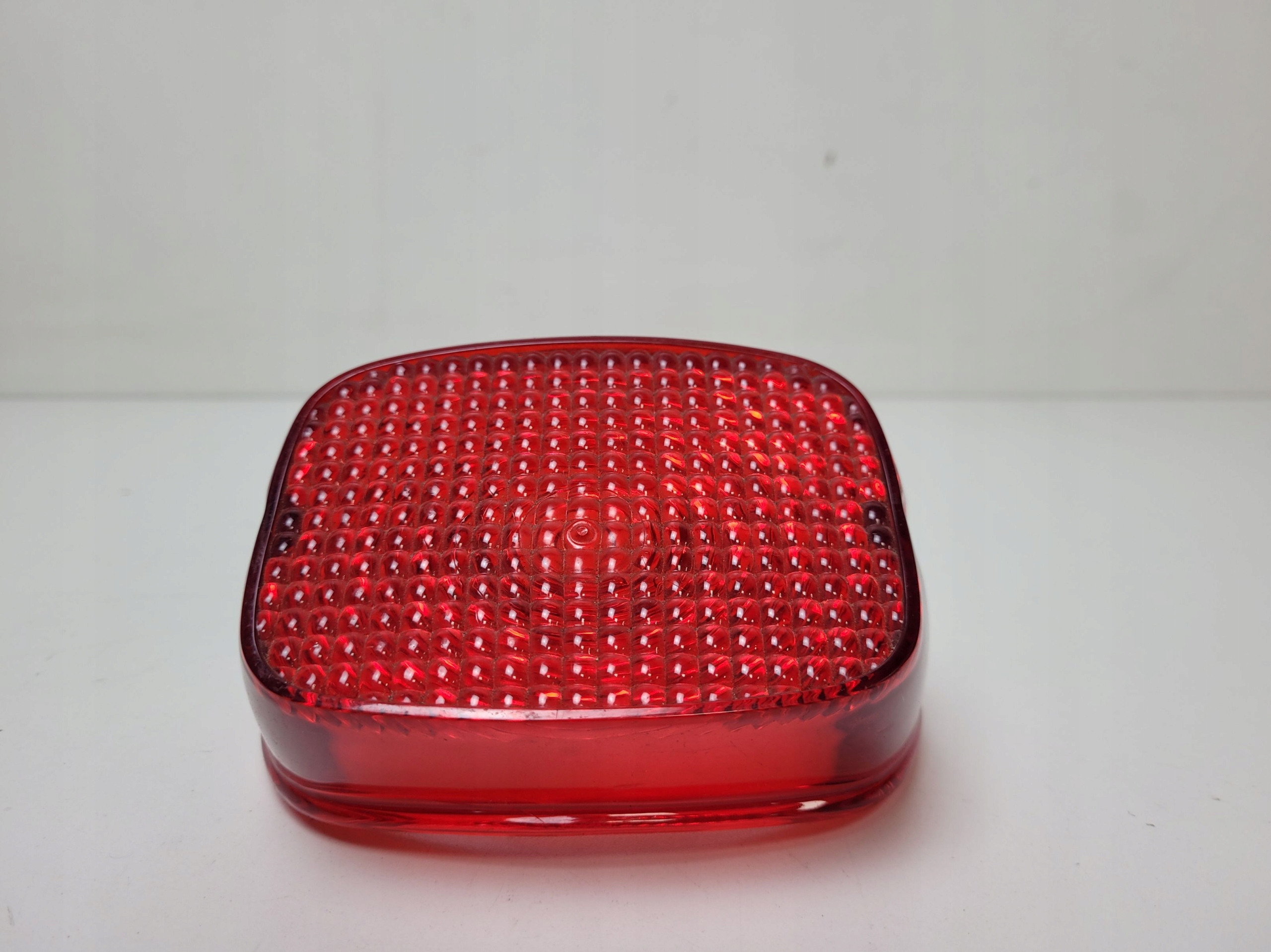 HARLEY DAVIDSON KLOSZ LAMPY TYŁ Producent Harley Davidson OE