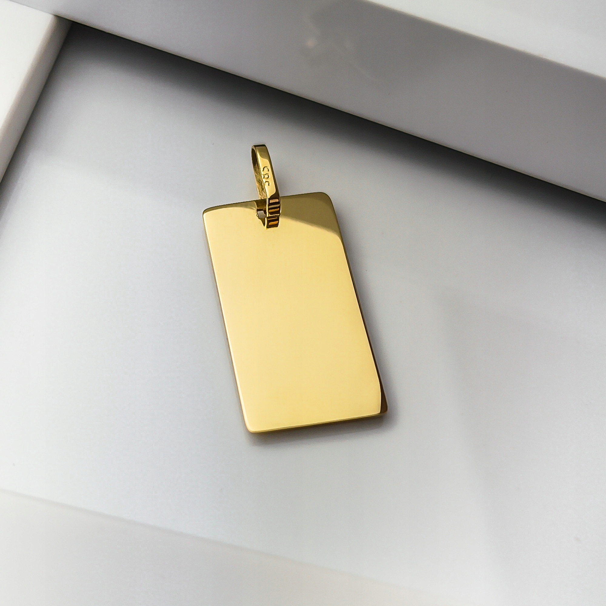 Zlatý přívěsek menší vojenská známka – možnost gravírování – pr. 585