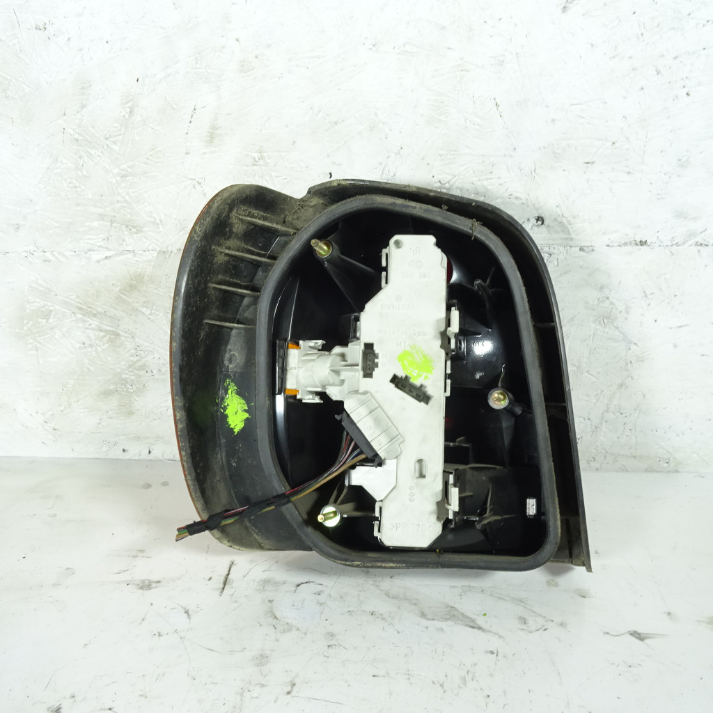 VW POLO III 5D HB light rear part right 6N0945096