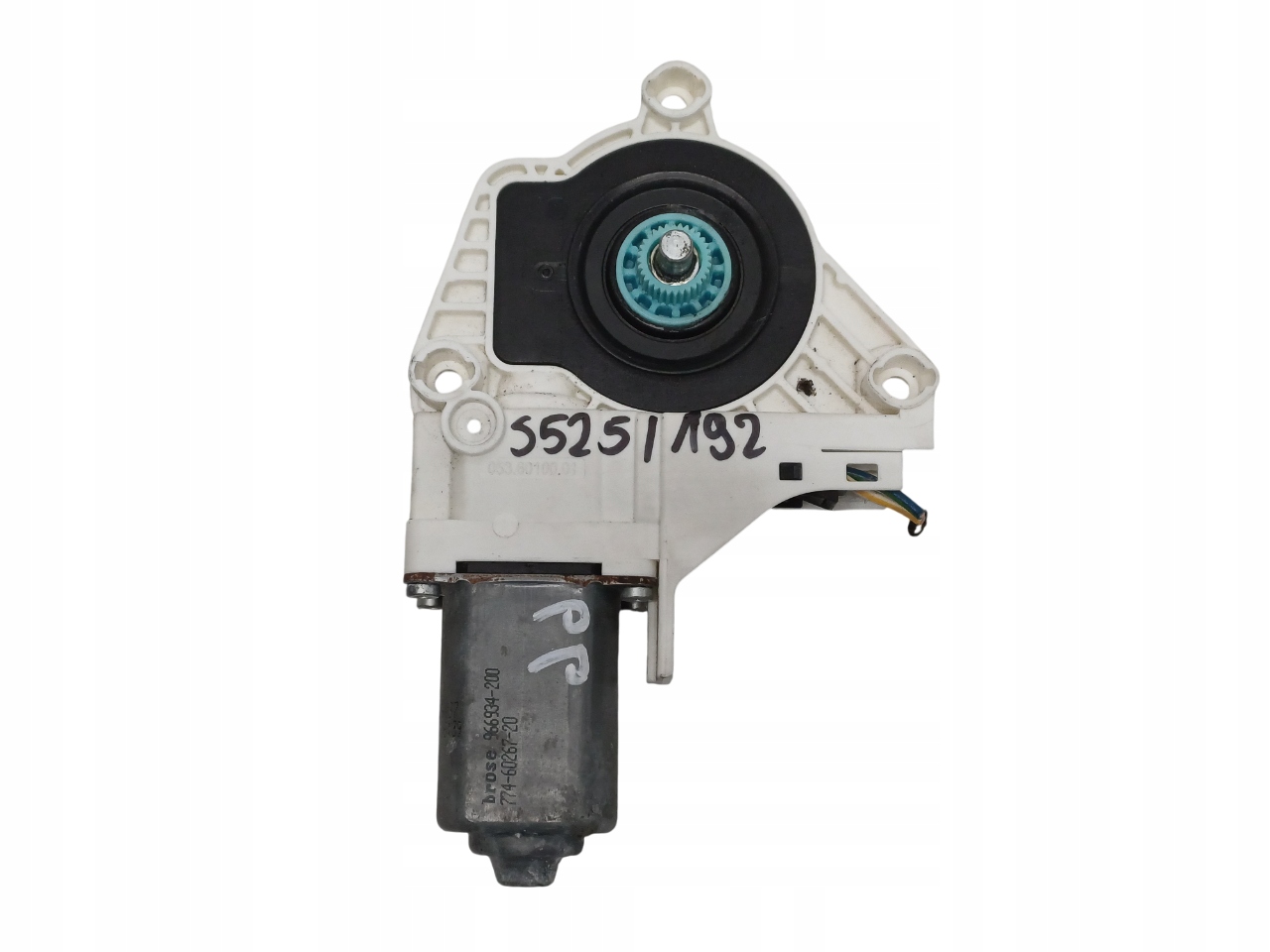 AUDI Q7 4L 05- SILNICZEK SZYBY PRAWY PRZÓD 8K0859802A