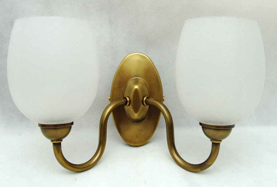 Mosadzná nástenná lampa, nástenná lampa z mosadze