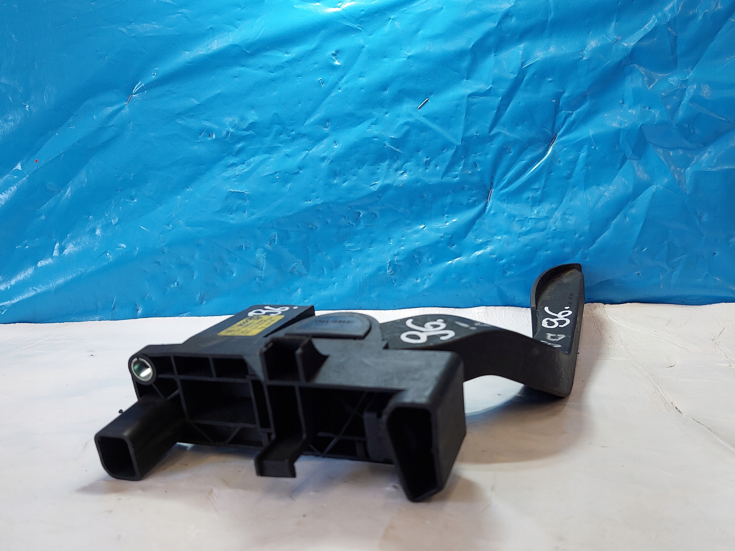 Gaspedal IVECO DAILY 2.3 HPI 0281092632