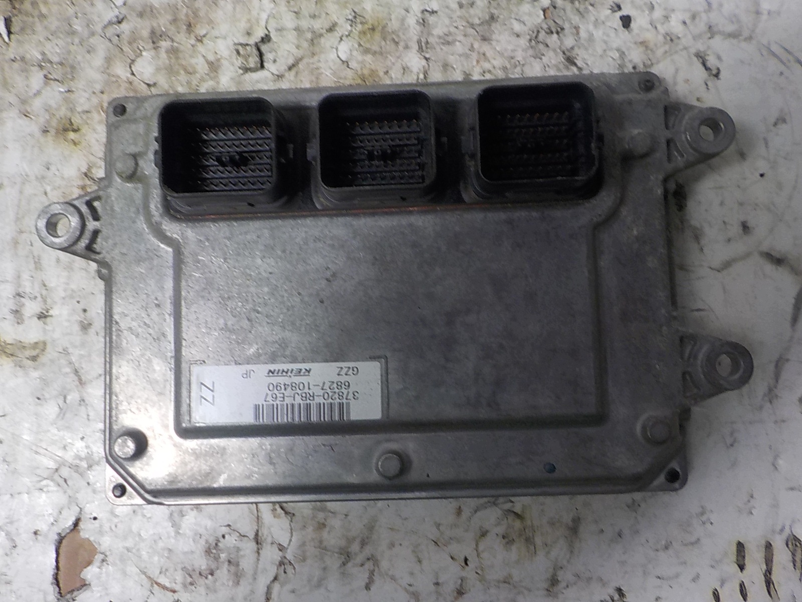 HONDA INSIGHT computer control unit 37820-RBJ-E67 6827-108490