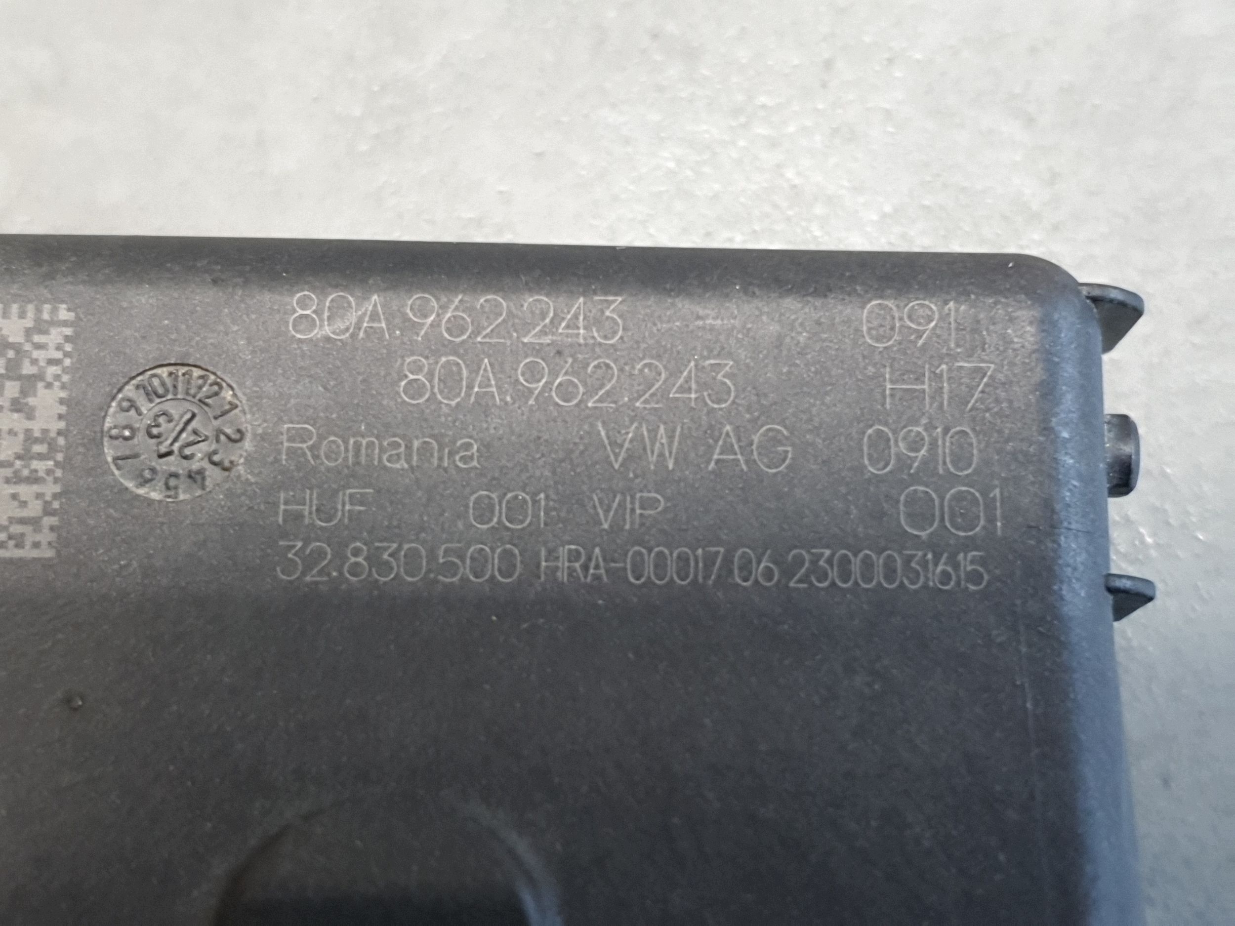 Audi SQ6 e-tron module du capot coffre 85E962239