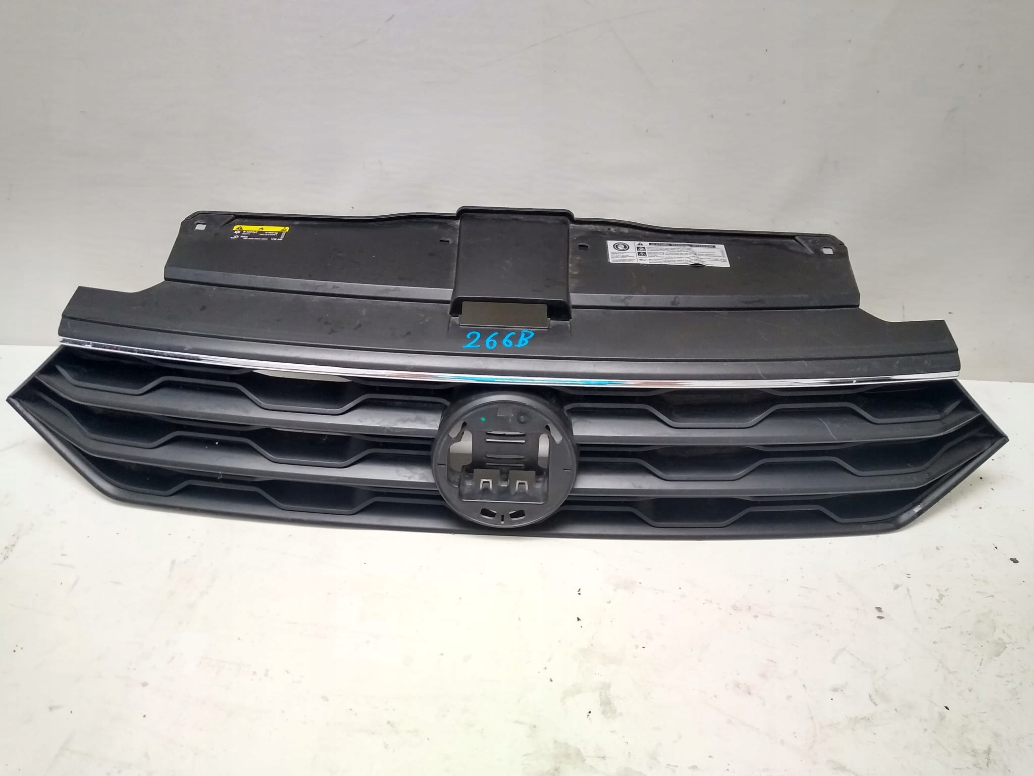 VW T-ROC and 1 17-21 grill grille