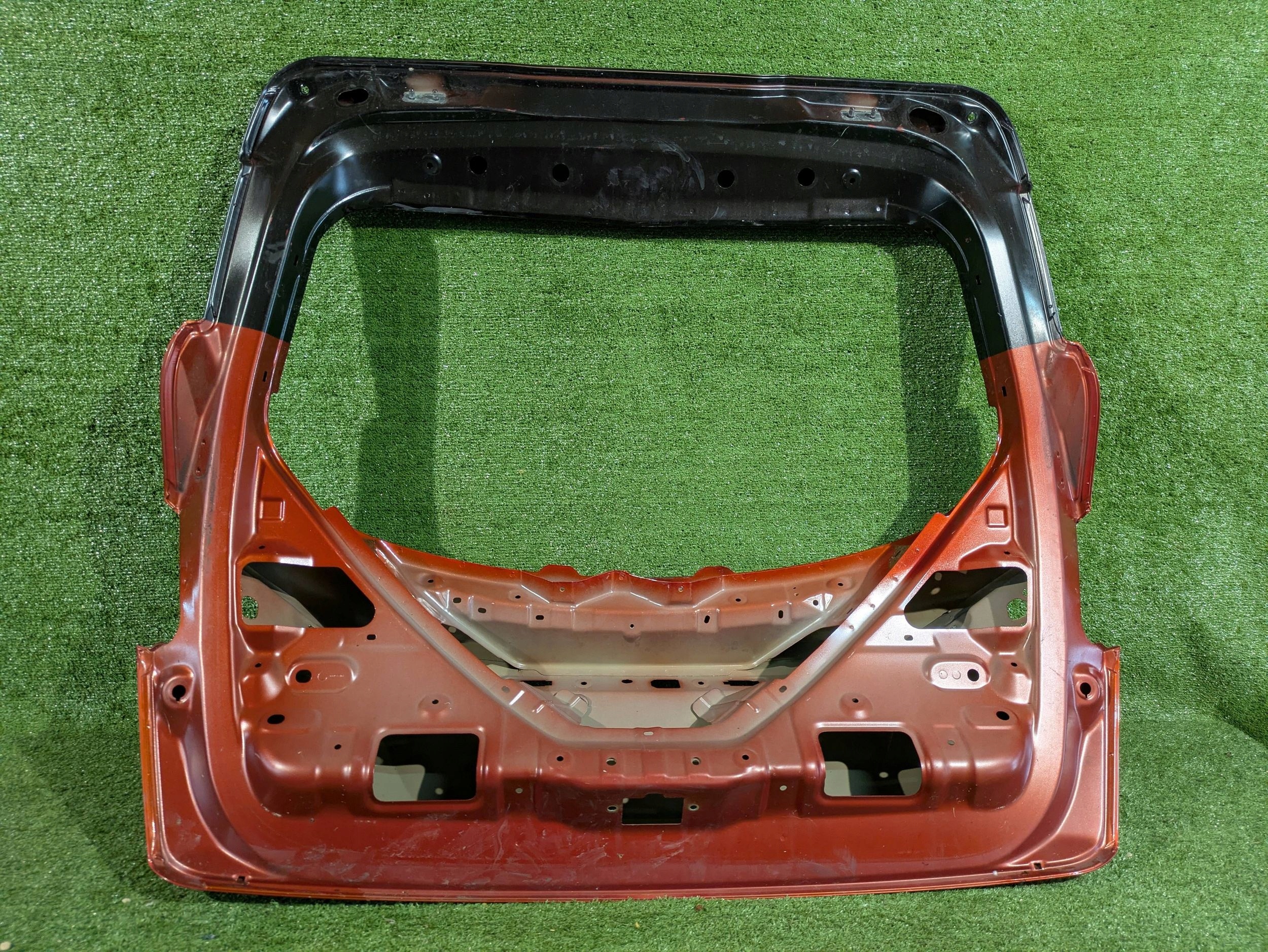 boot doors rear part boot NISSAN JUKE II F16 19- NR.125