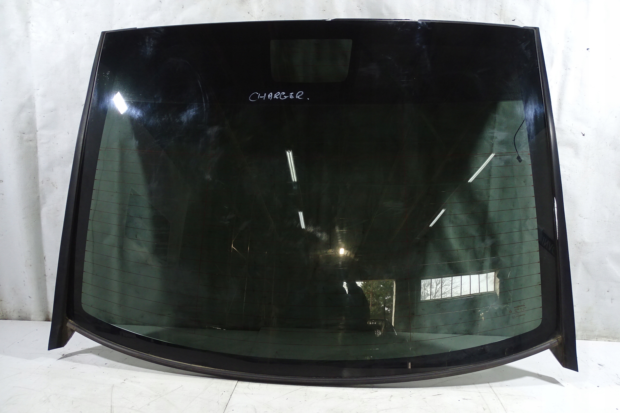 DODGE CHARGER 15-ЗАДНЄ СКЛО AS2
