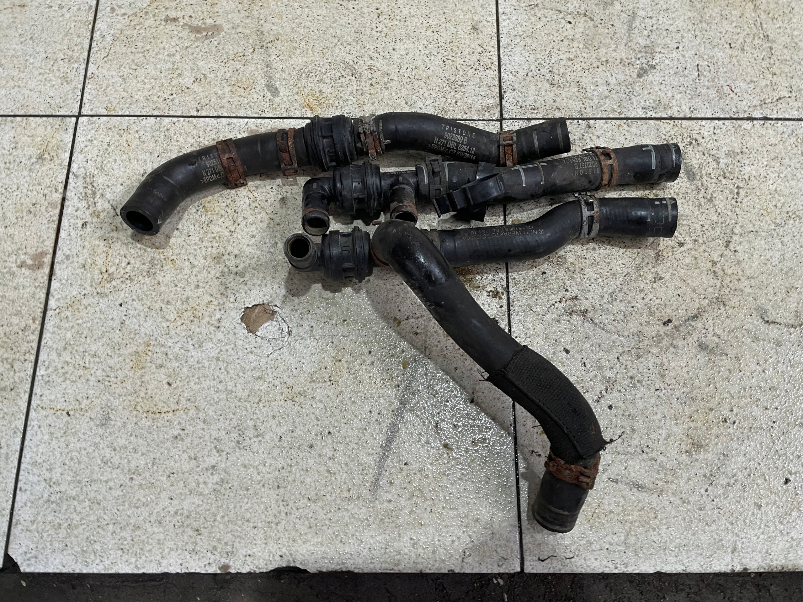 Przewód Wąż Webasto Mercedes Actros MP 4