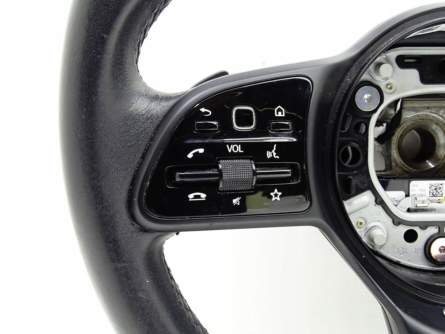 steering wheel, leather MULTIFUNKCJA MULTI with shifting MERCEDES C W205 A0040053699