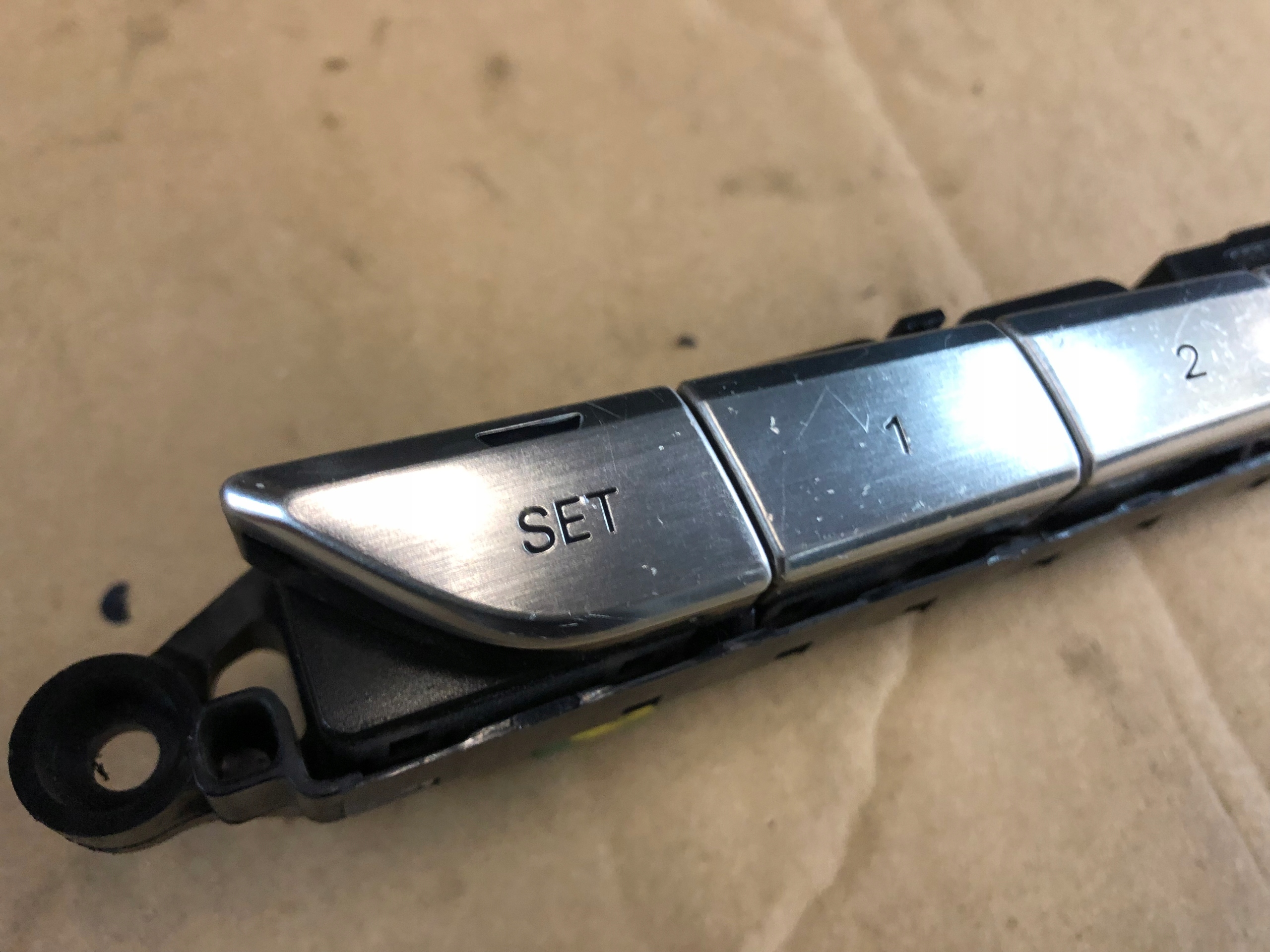 AUDI A8 D4 páčky PAMIECI sedačka 4H0959770D