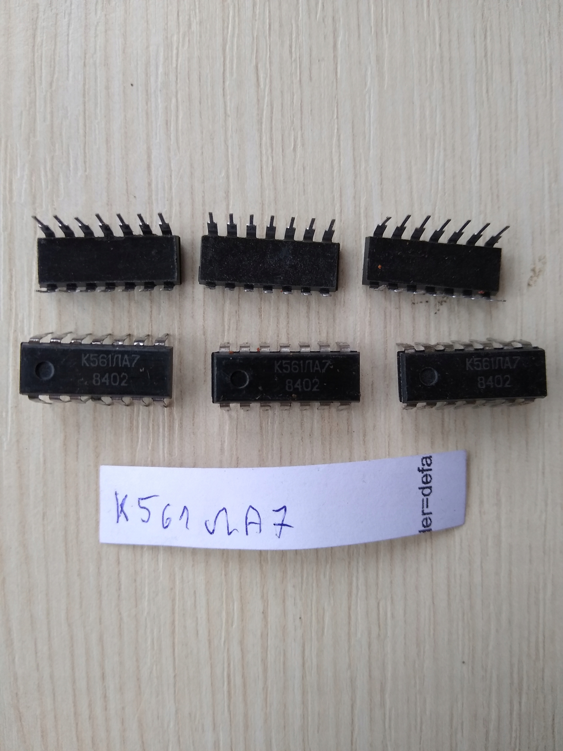 

K561ŁA7 CD4011AE Rca rosyjski układscalony kpl=2