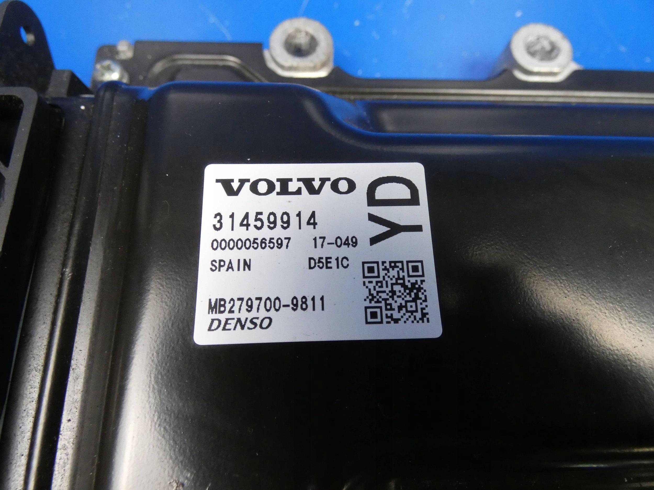 VOLVO V90 S90 II XC90 II XC60 2.0 D D4 D3 computer control unit of the engine