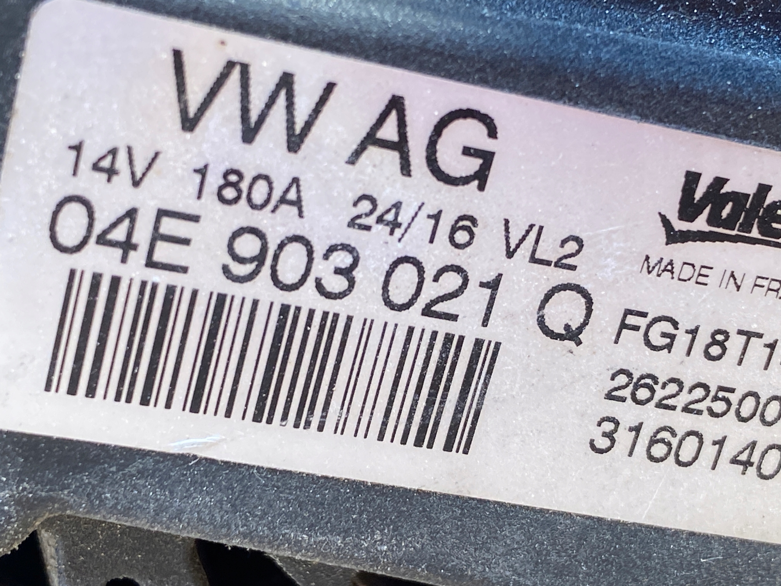 VW AUDI SKODA ALTERNATOR 04E903021Q