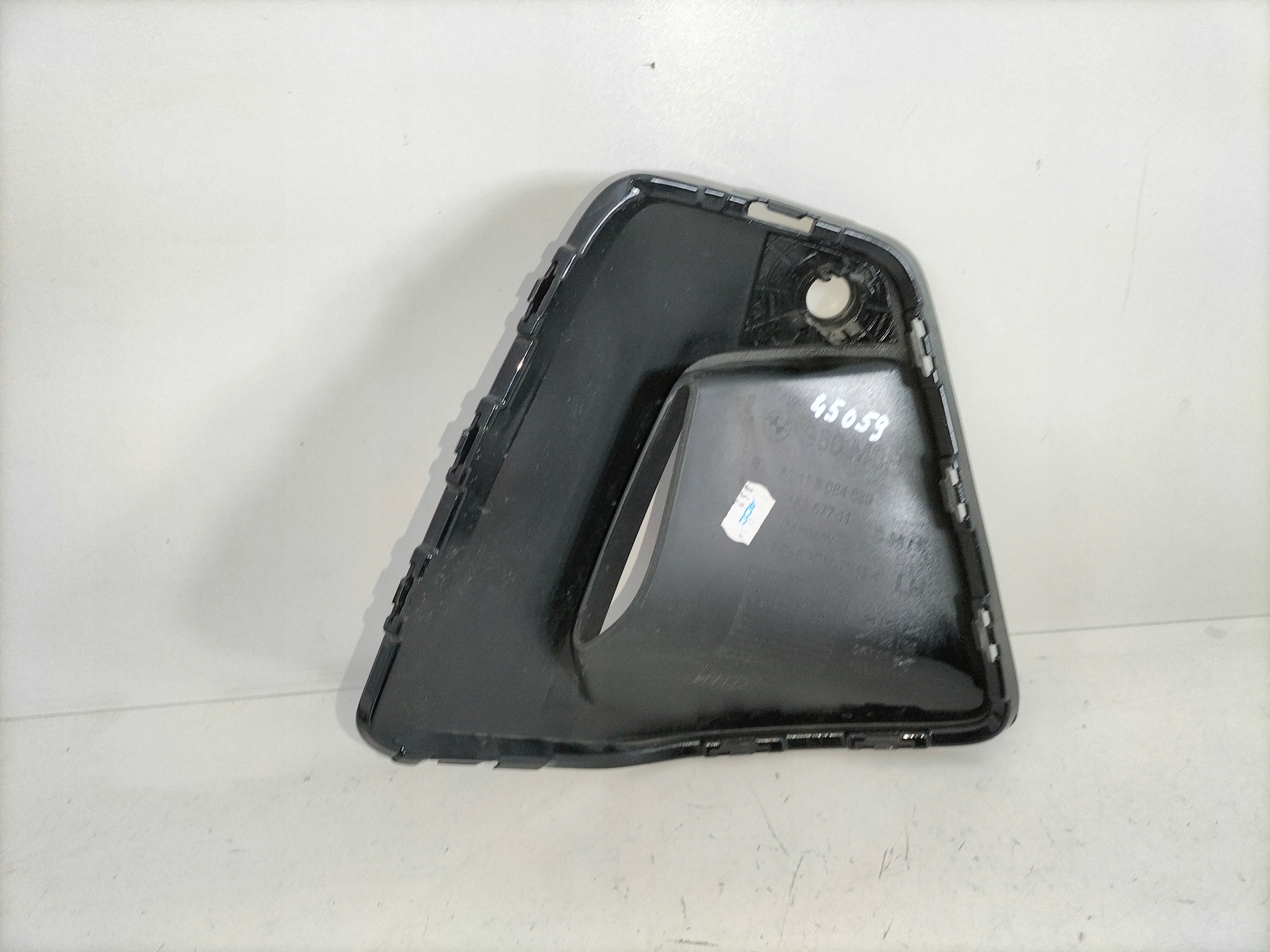 maska mřížka nárazníku předního předek levá BMW 5 G60 G61 23- m-packet