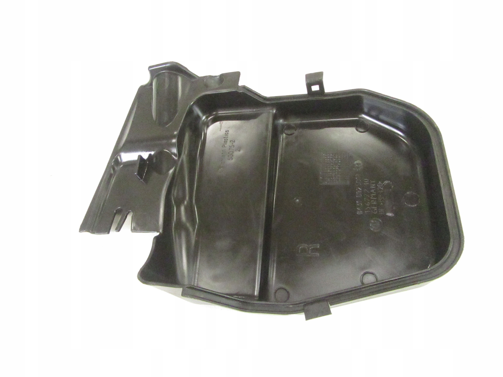 kryt pod oknem filtru levá předek BMW e81 e82 e84 e87 e88 e90 e91 e92 e93