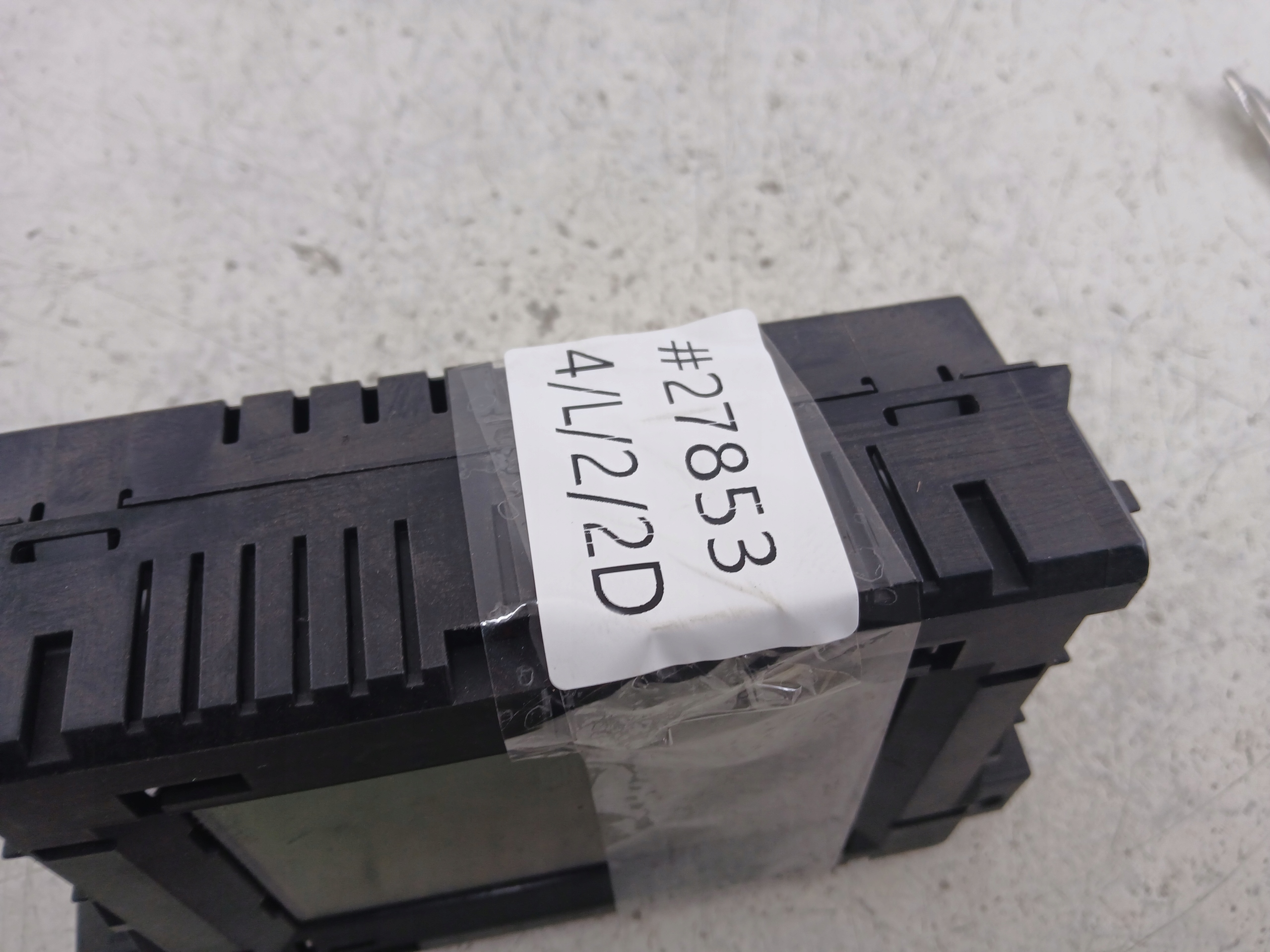 OPEL ASTRA III H MONITOR display 13111163