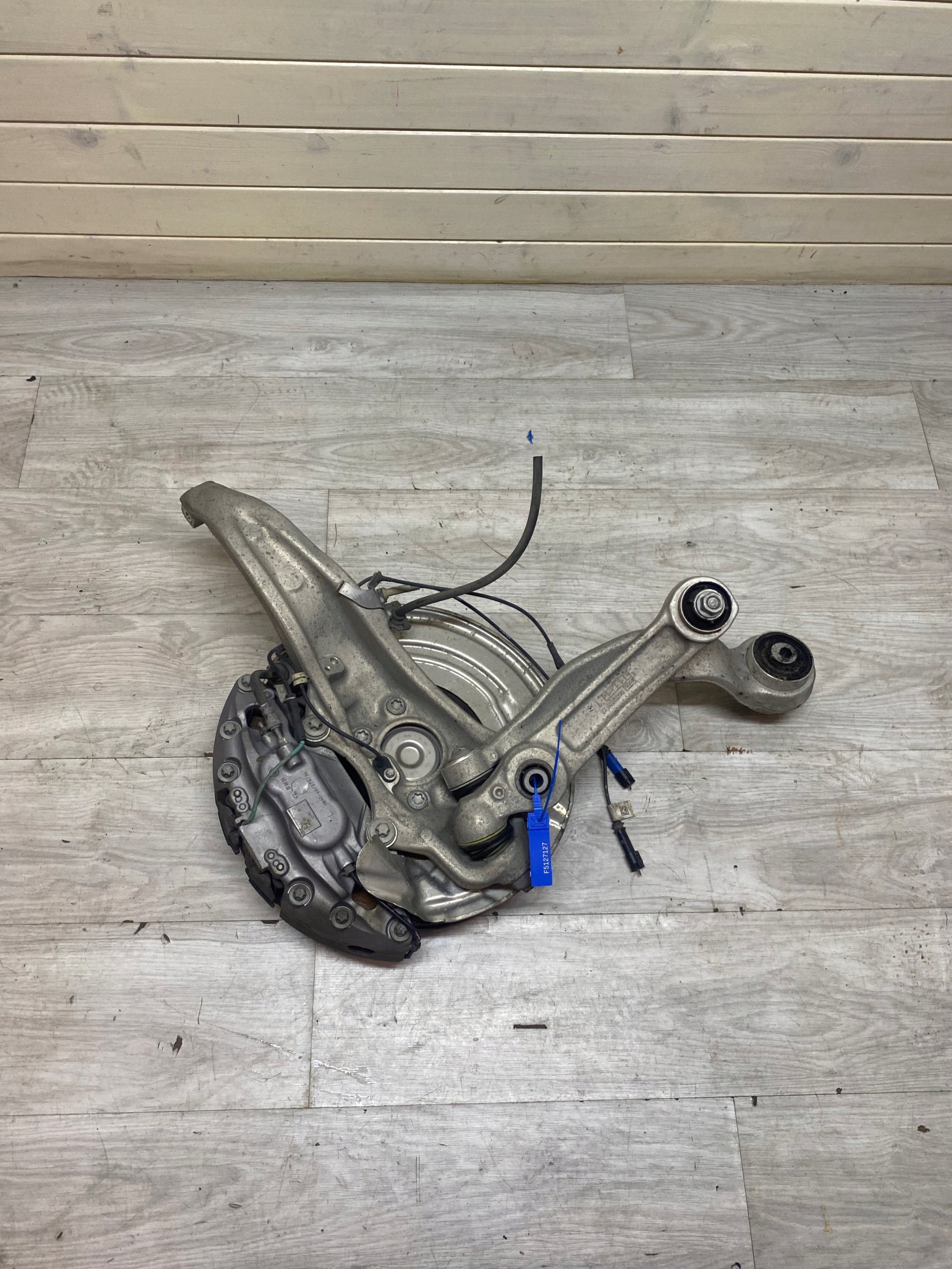 BMW 7 G11 G12 swing front left