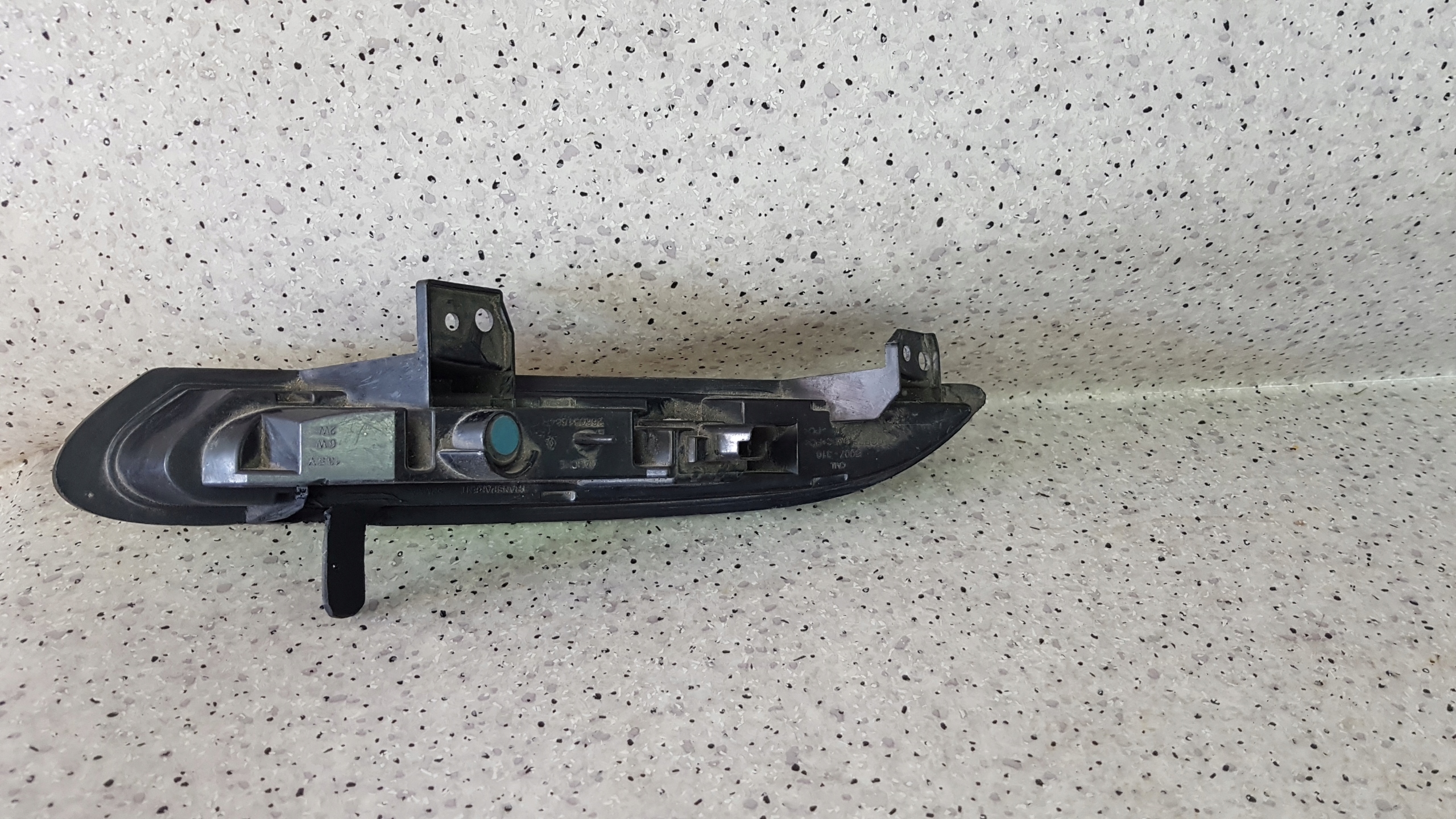 RENAULT SCENIC III LIFT 2013 - links LED DRL Nebelscheinwerfer 9809