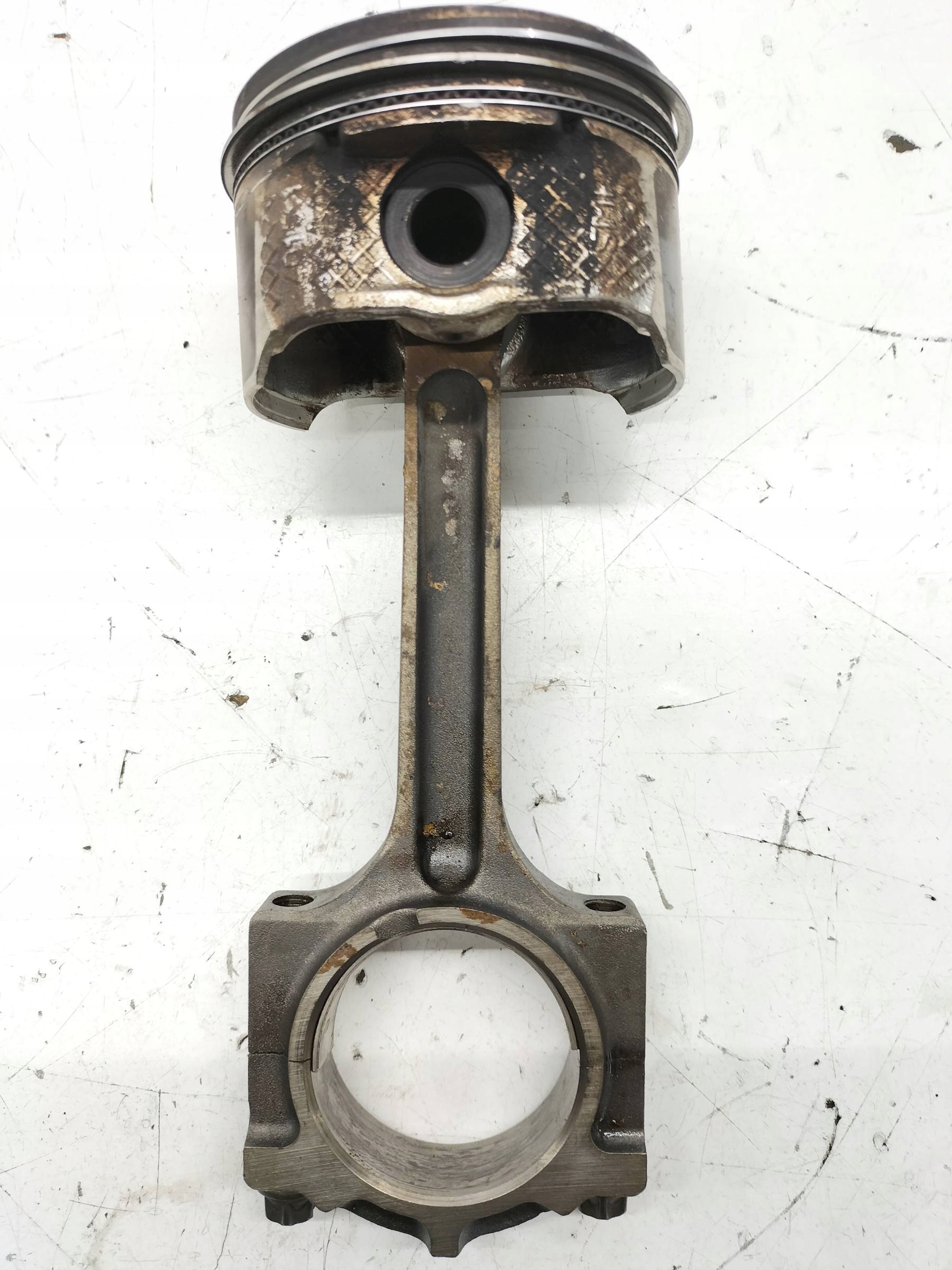 piston connecting rod 1.8 16V Volvo S40 II (2004-2012)