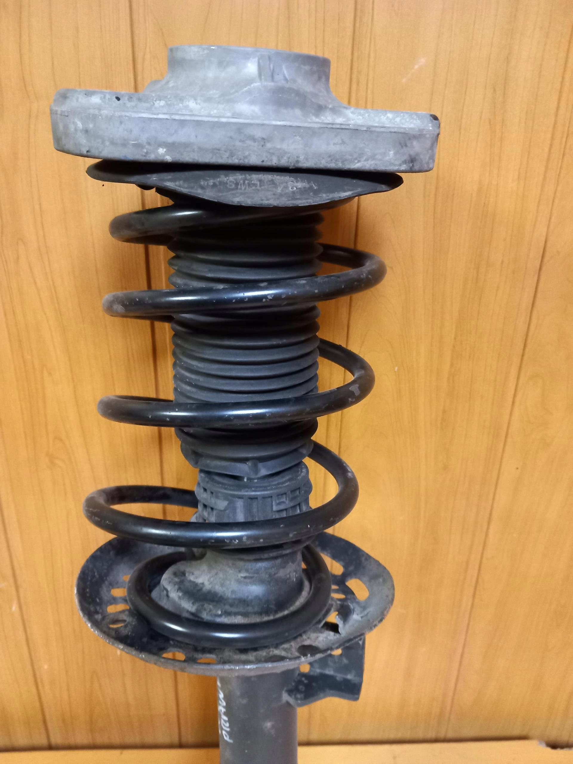 shock absorber right front MERCEDES E-KLASA W212 A2123203913 09-16
