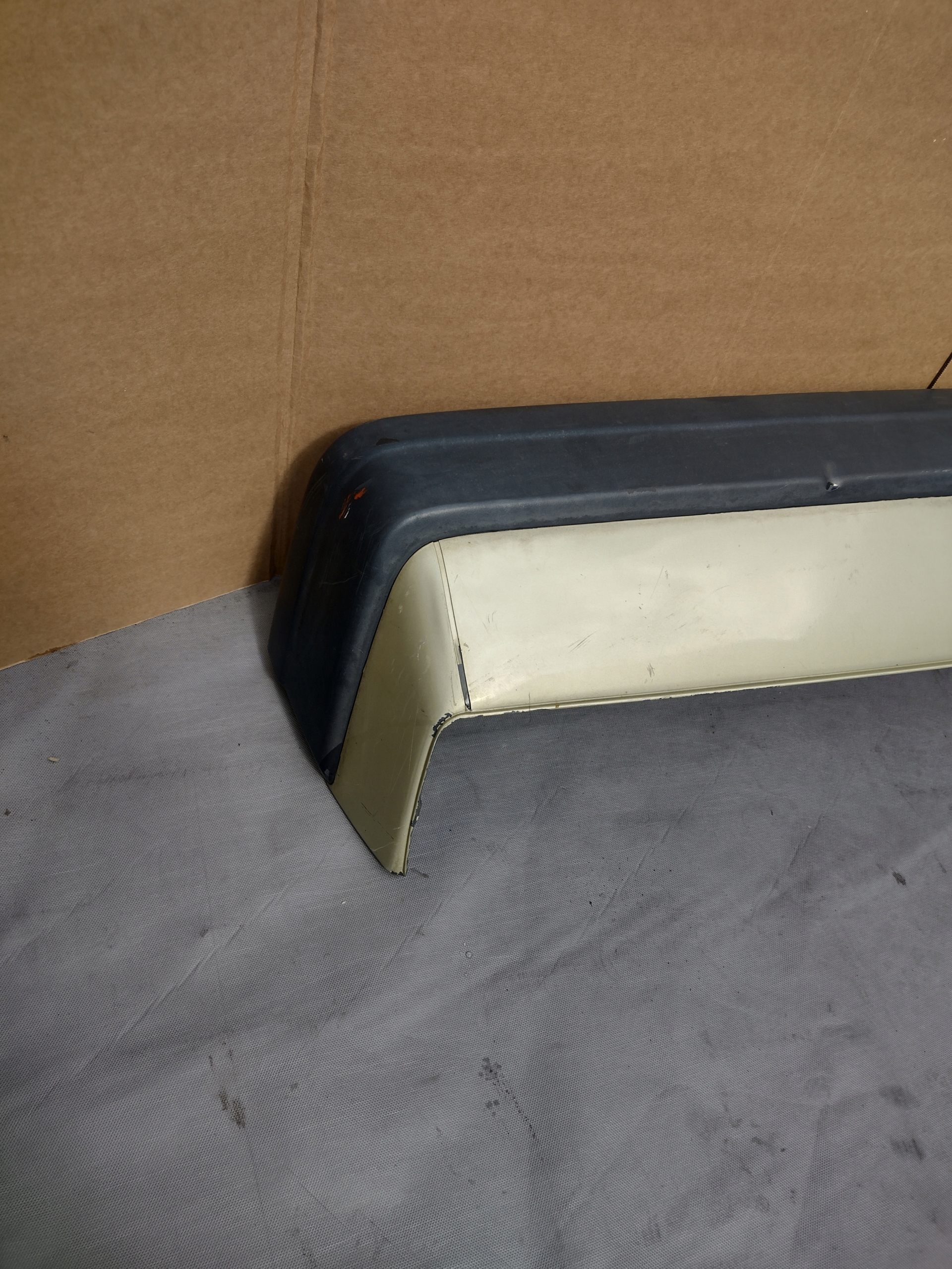 Stoßstange heck Mercedes 190 W201